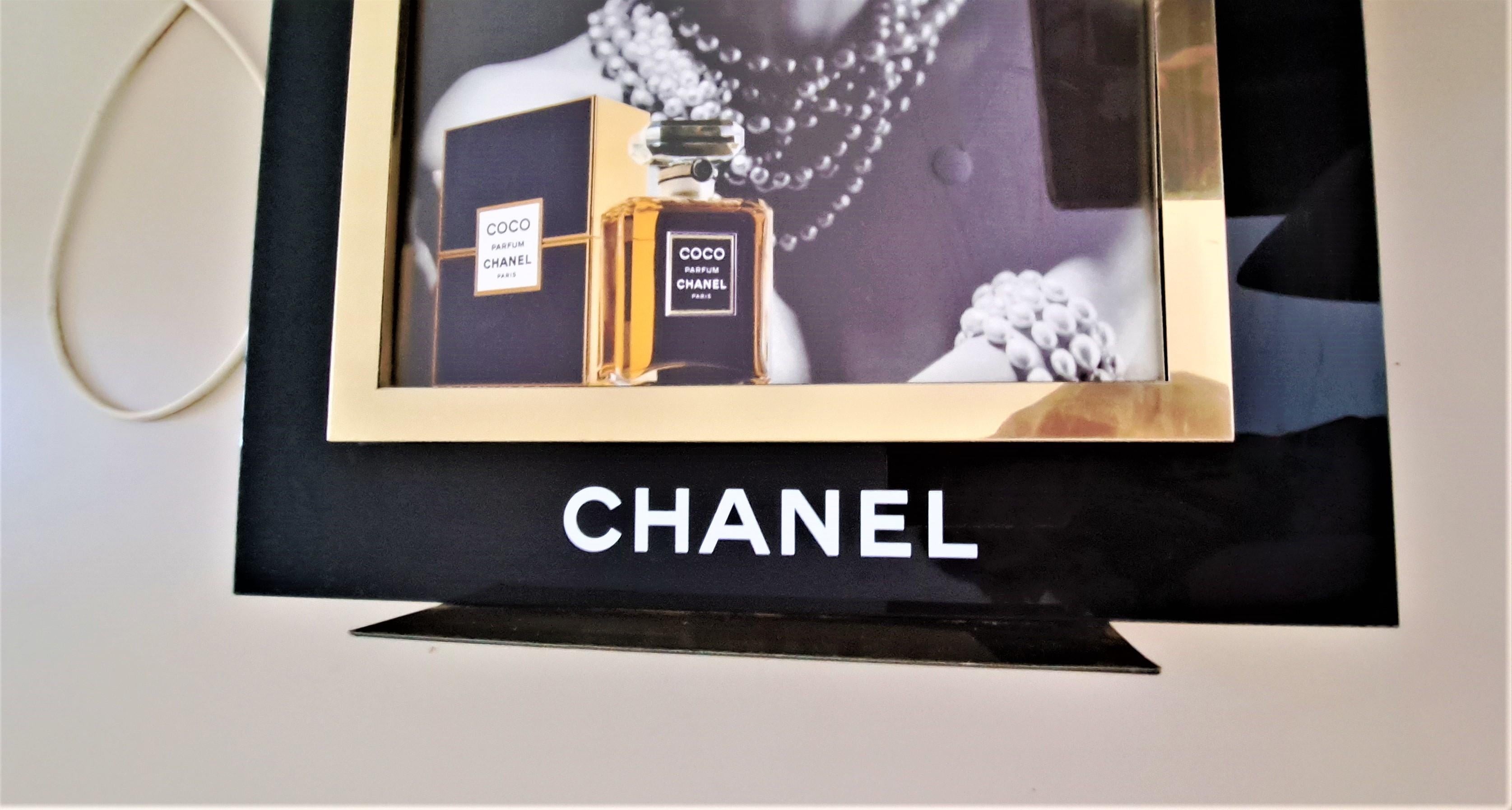 Coco Chanel Perfume Lightbox Ad 1988 Inés de la Fressange for Coco Chanel For Sale 1