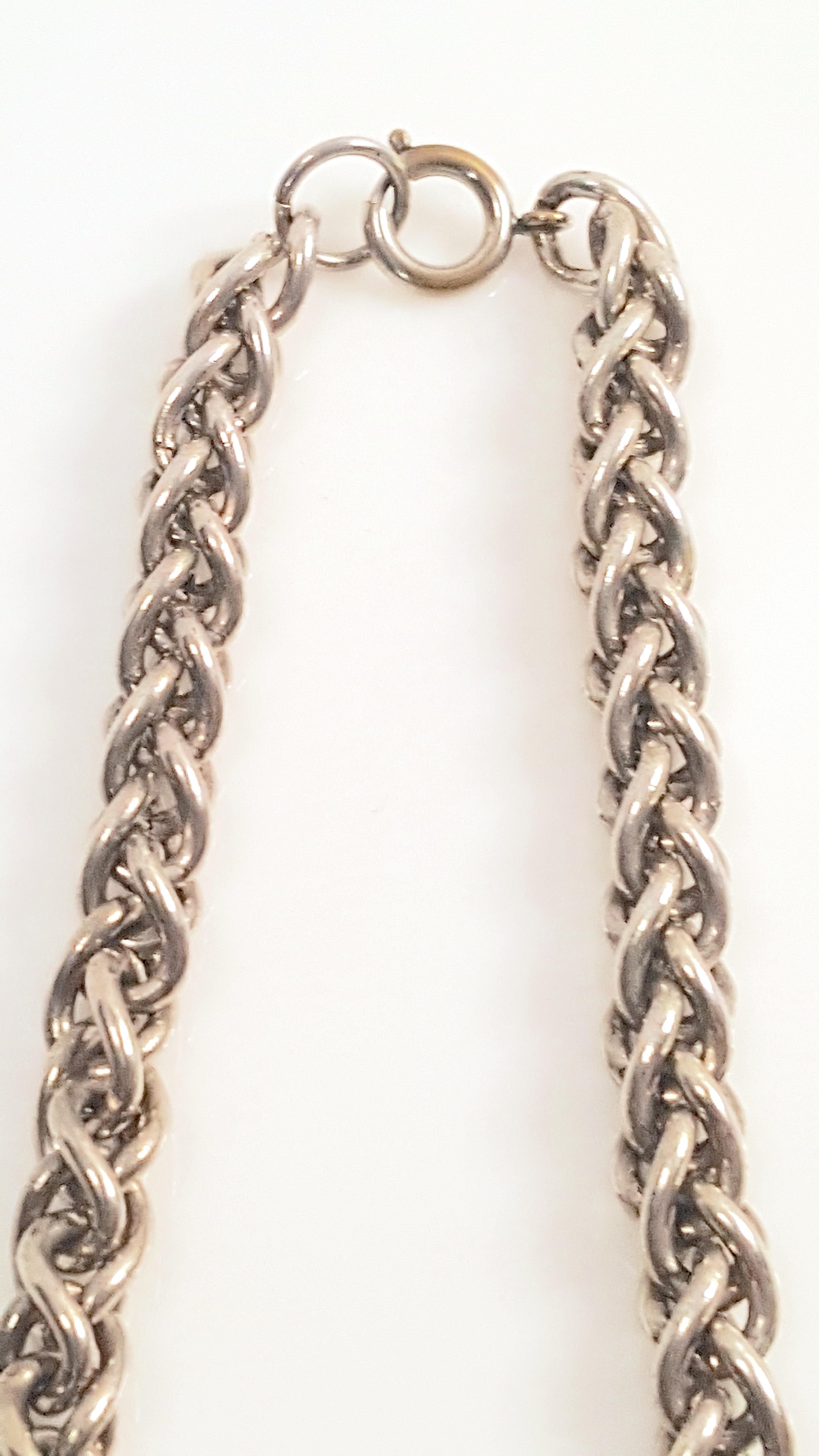 Couture Late1920s ChanelRousseletStyle PearlescentPendants SilverChain Necklace In Good Condition For Sale In Chicago, IL