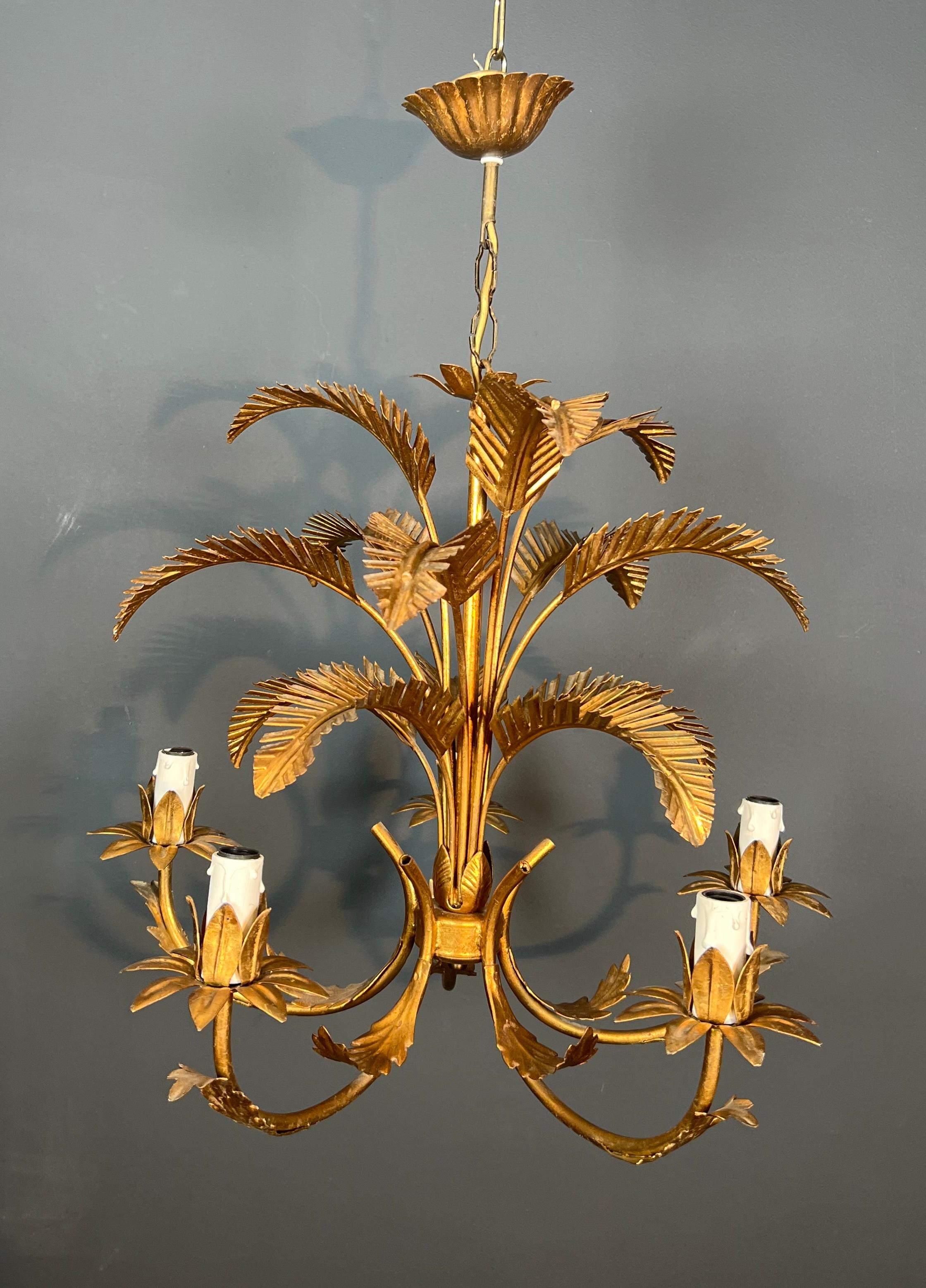 Coco Chanel Style Gilt Iron Palm Tree Chandelier with 5 Arms In Good Condition In Marcq-en-Barœul, Hauts-de-France