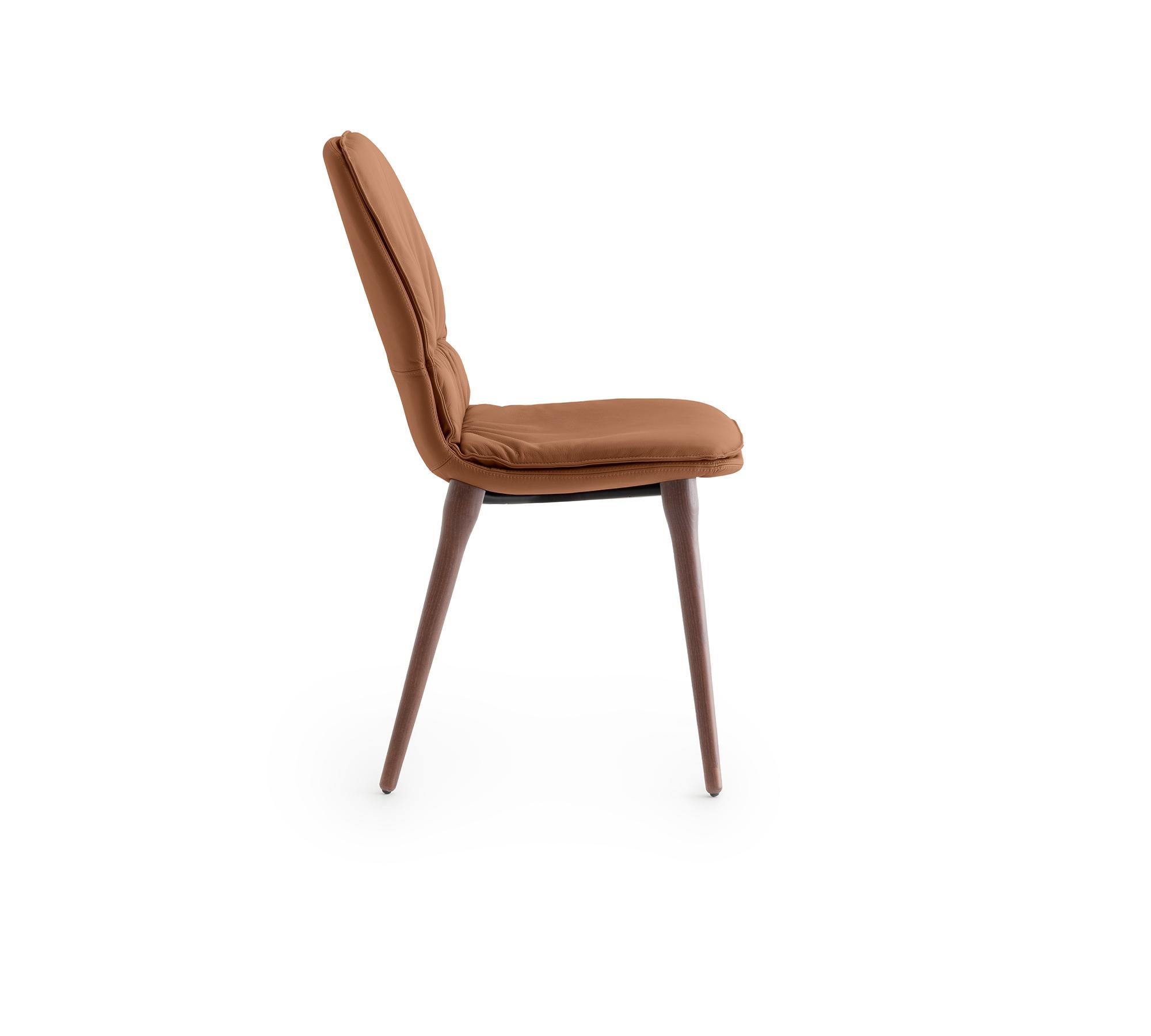 Cuir Chaise Coco en cuir cognac et noyer par Morica Design en vente