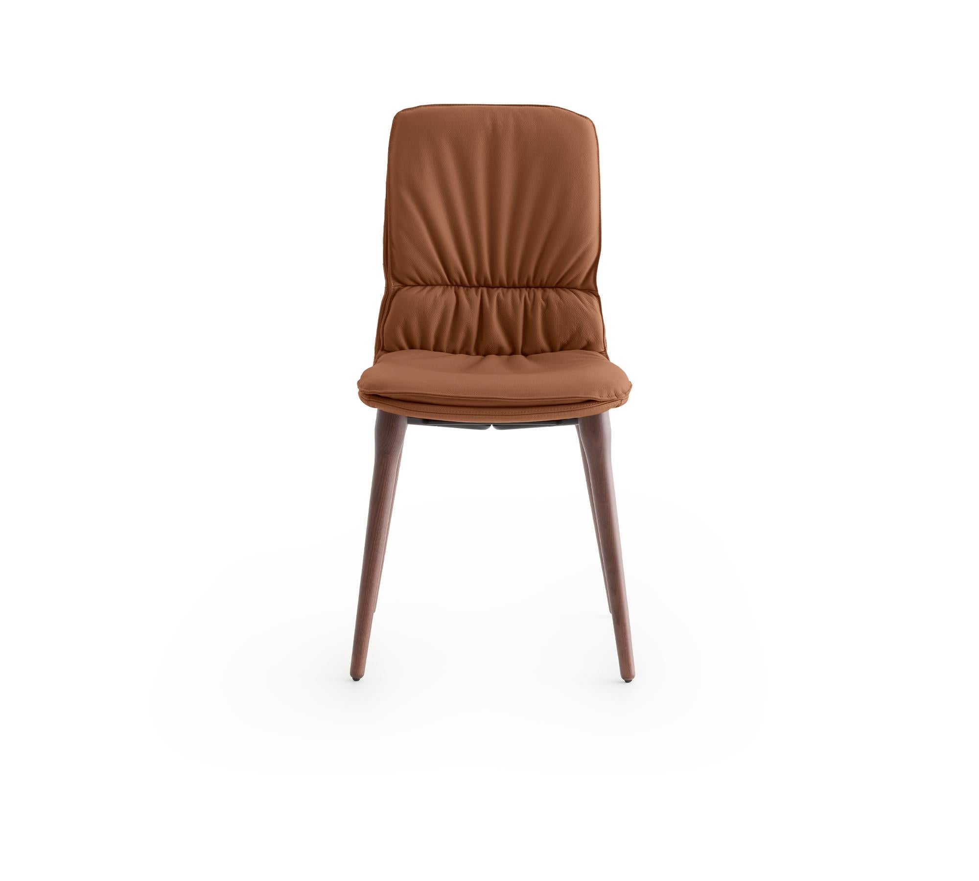 Chaise Coco en cuir cognac et noyer par Morica Design en vente 1