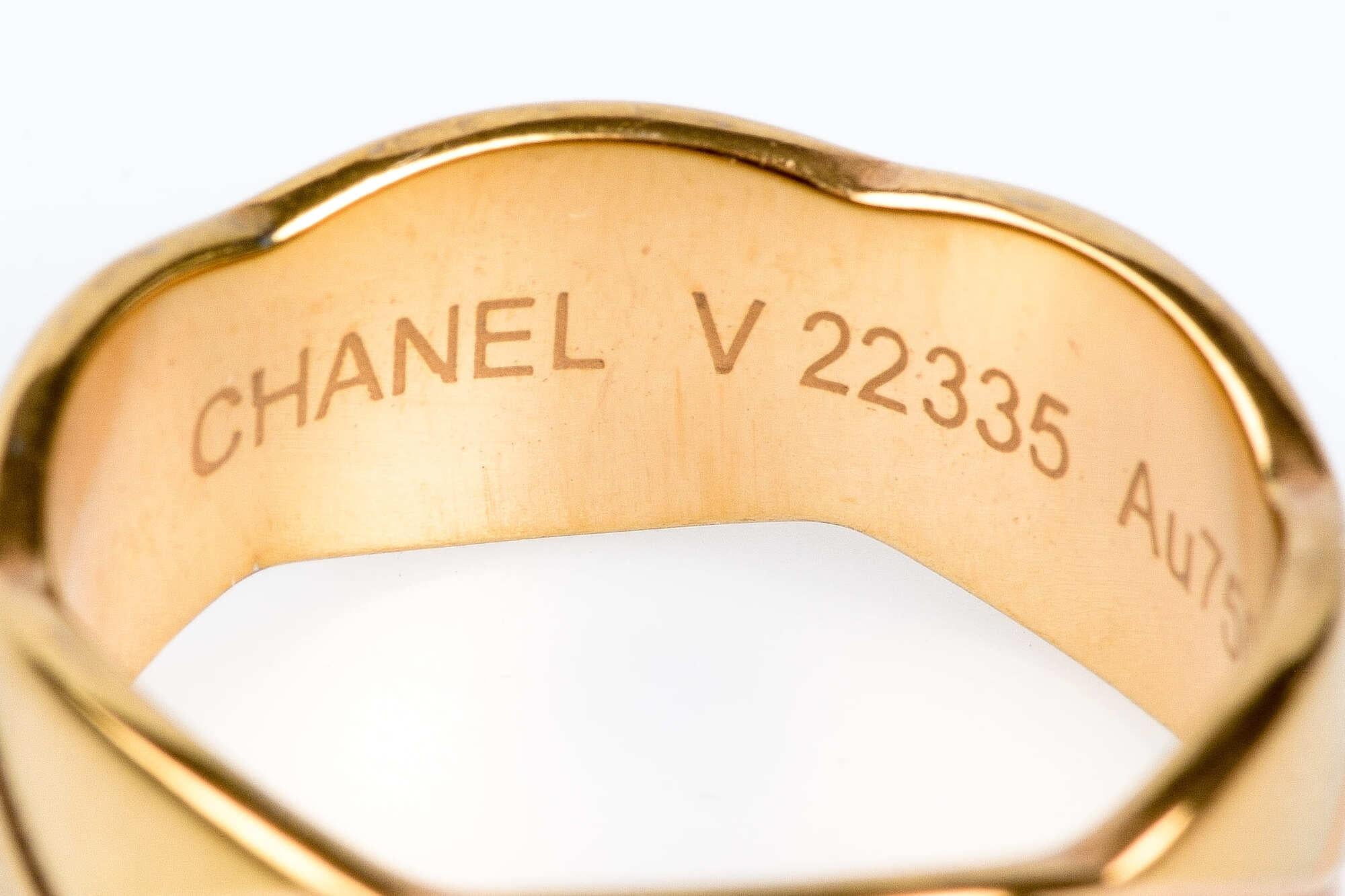 Coco Crush model ring by CHANEL in 18k yellow gold  2