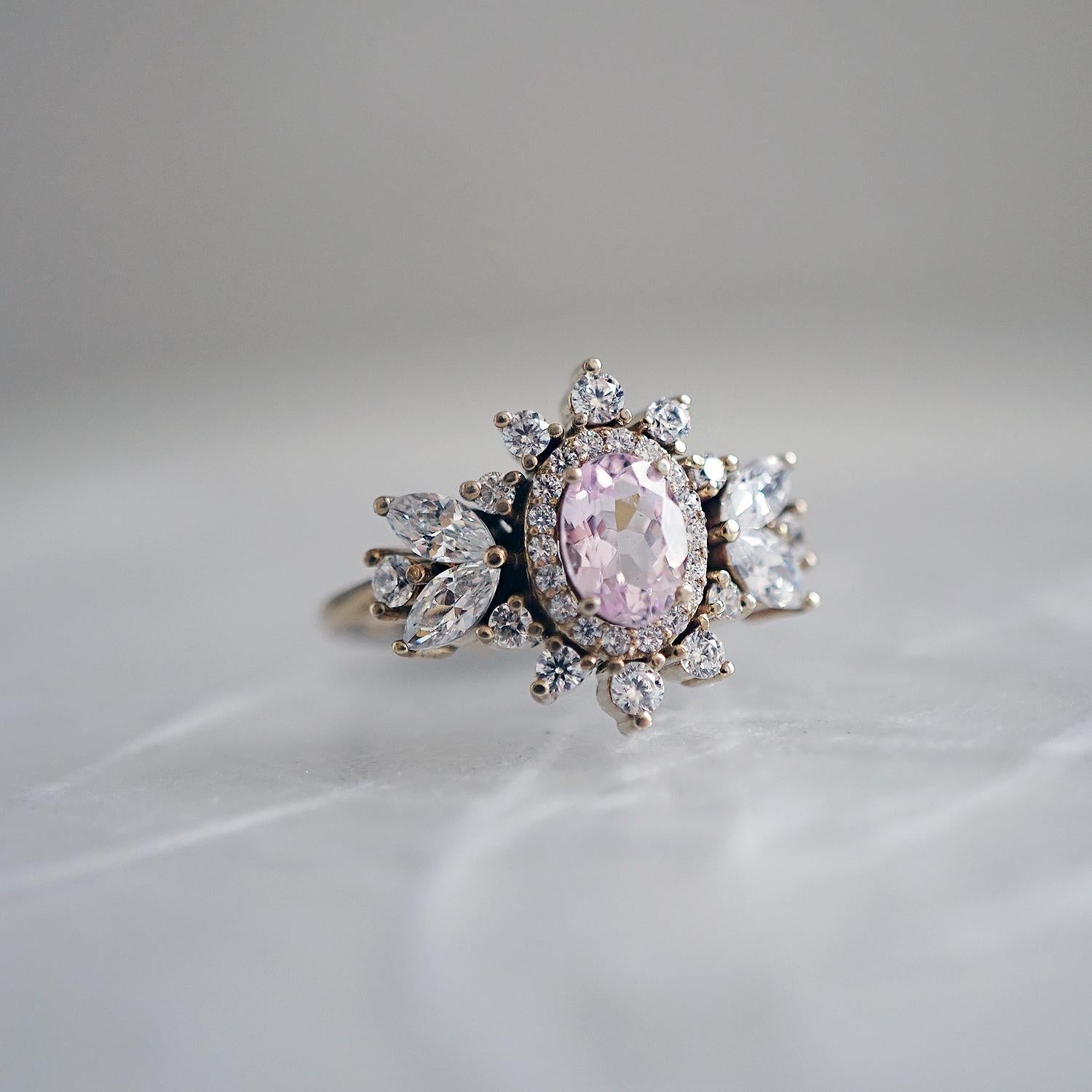 6x4MM Oval Pink Morganite Marquise Diamond Yellow Gold Engagement Ring In New Condition For Sale In New York, NY