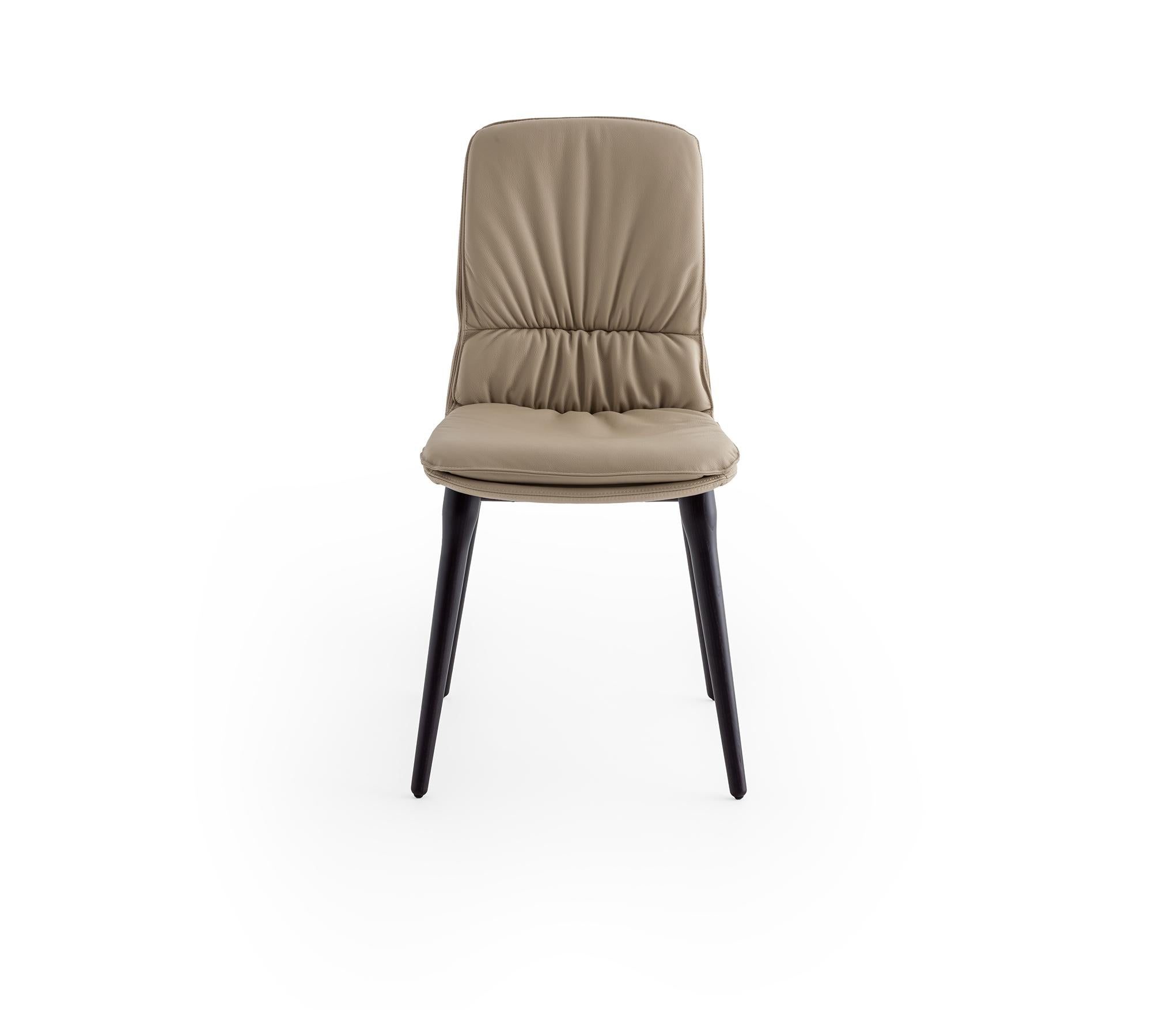 Sedia Coco Tortora in pelle e rovere scuro di Morica Design In condizioni Nuovo in vendita a Geneve, CH
