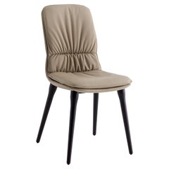 Sedia Coco Tortora in pelle e rovere scuro di Morica Design