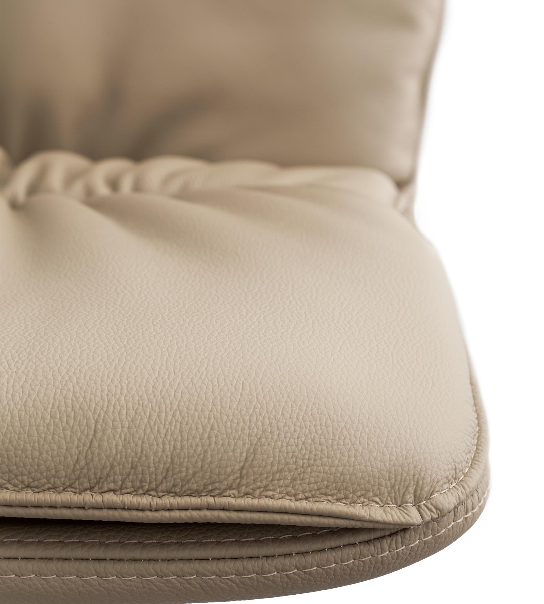 Italiano Sedia Coco Tortora in pelle e noce di Morica Design in vendita
