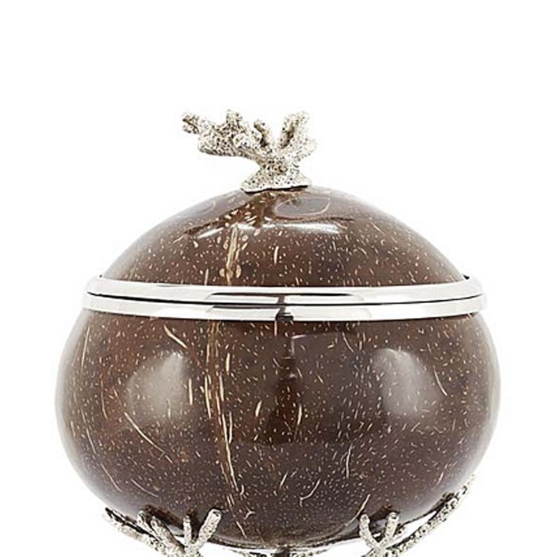 Bowl coconut and coral, handmade ornament 
made with a solid treated coconut
with silver brass structure.
 