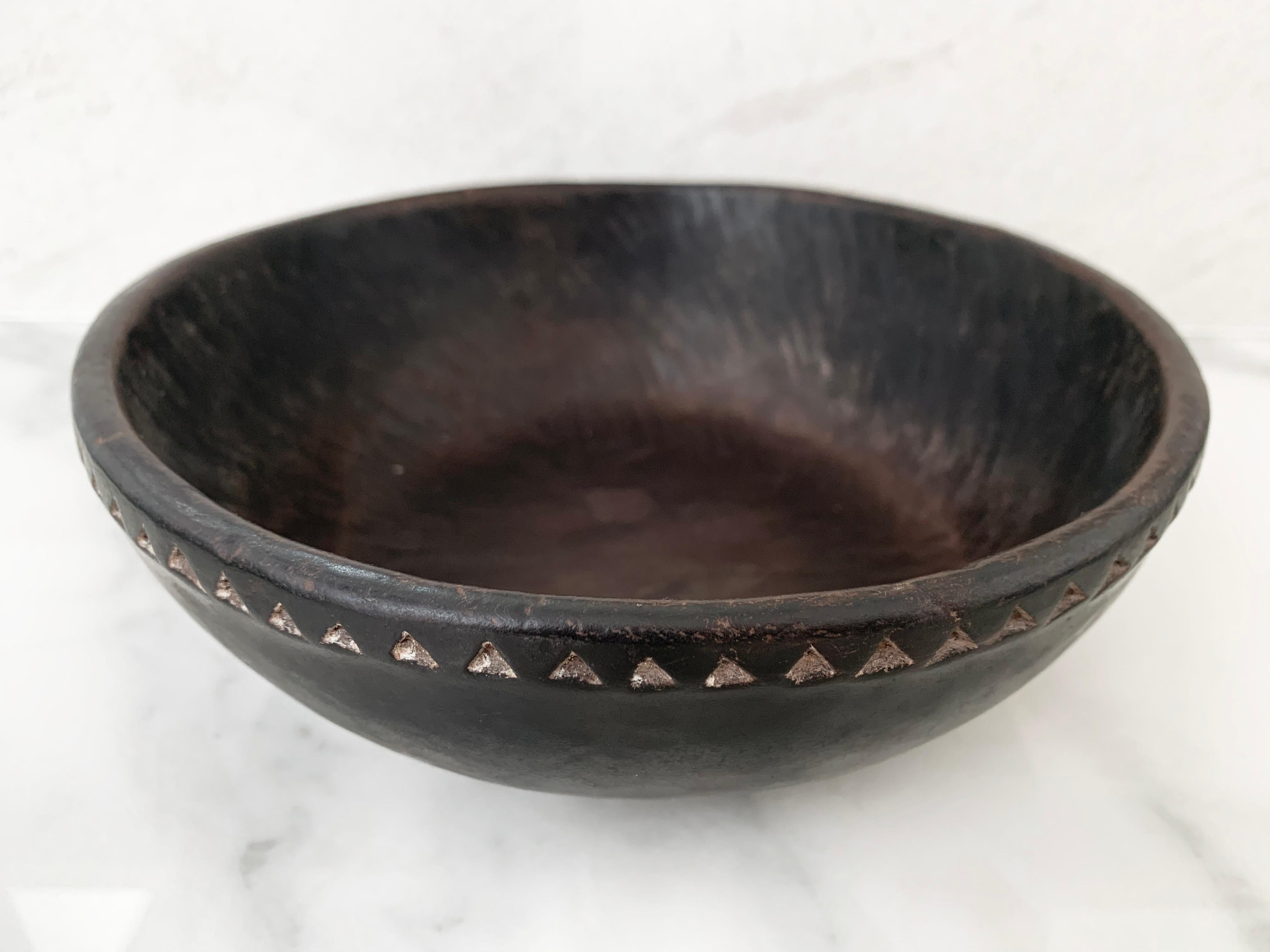Hand-Carved Coconut Shell Engraved Tribal Bowl from Nias, Mentawai Islands, Indonesia For Sale
