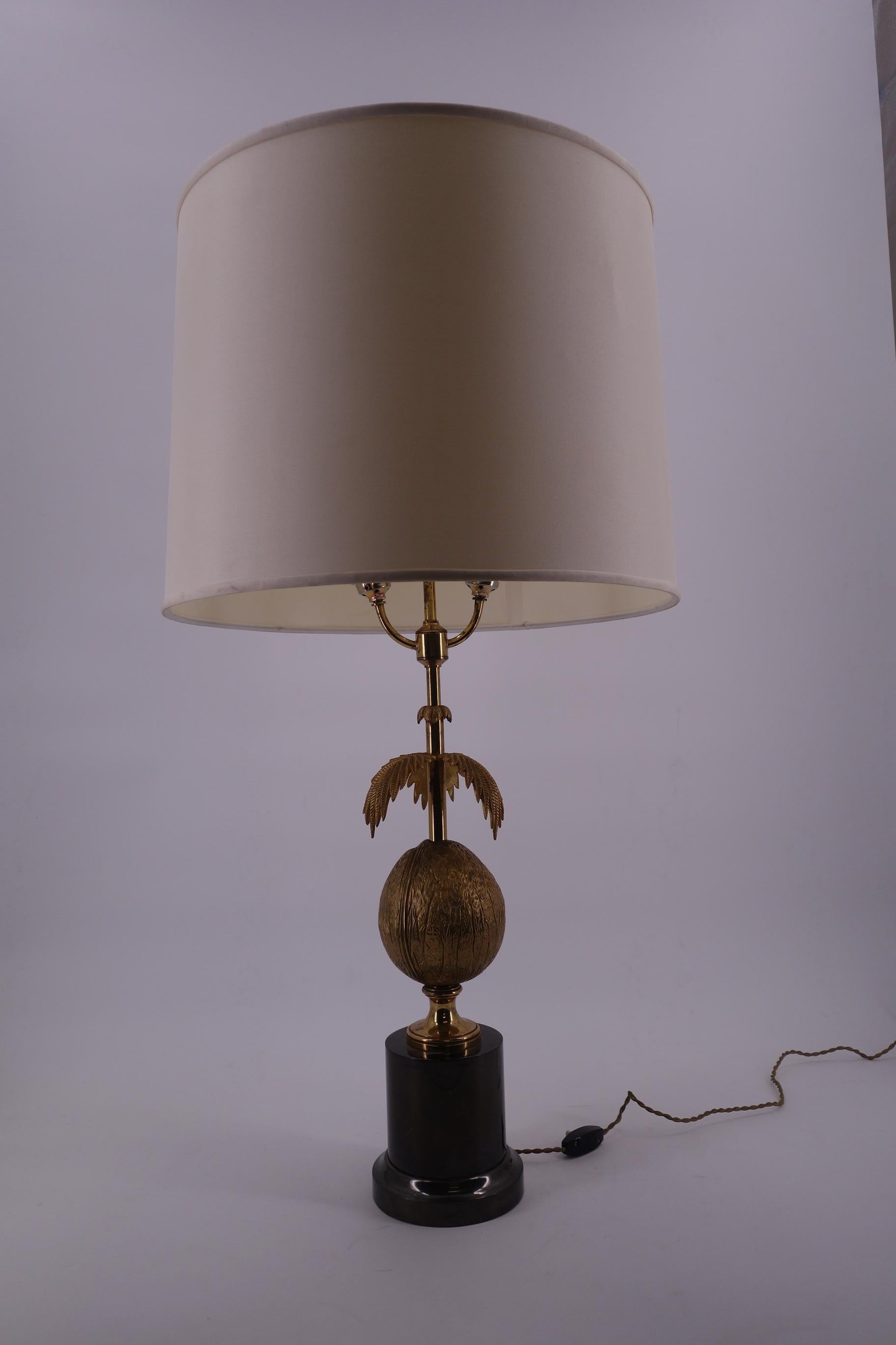 Brass Coconut Table Lamp For Sale