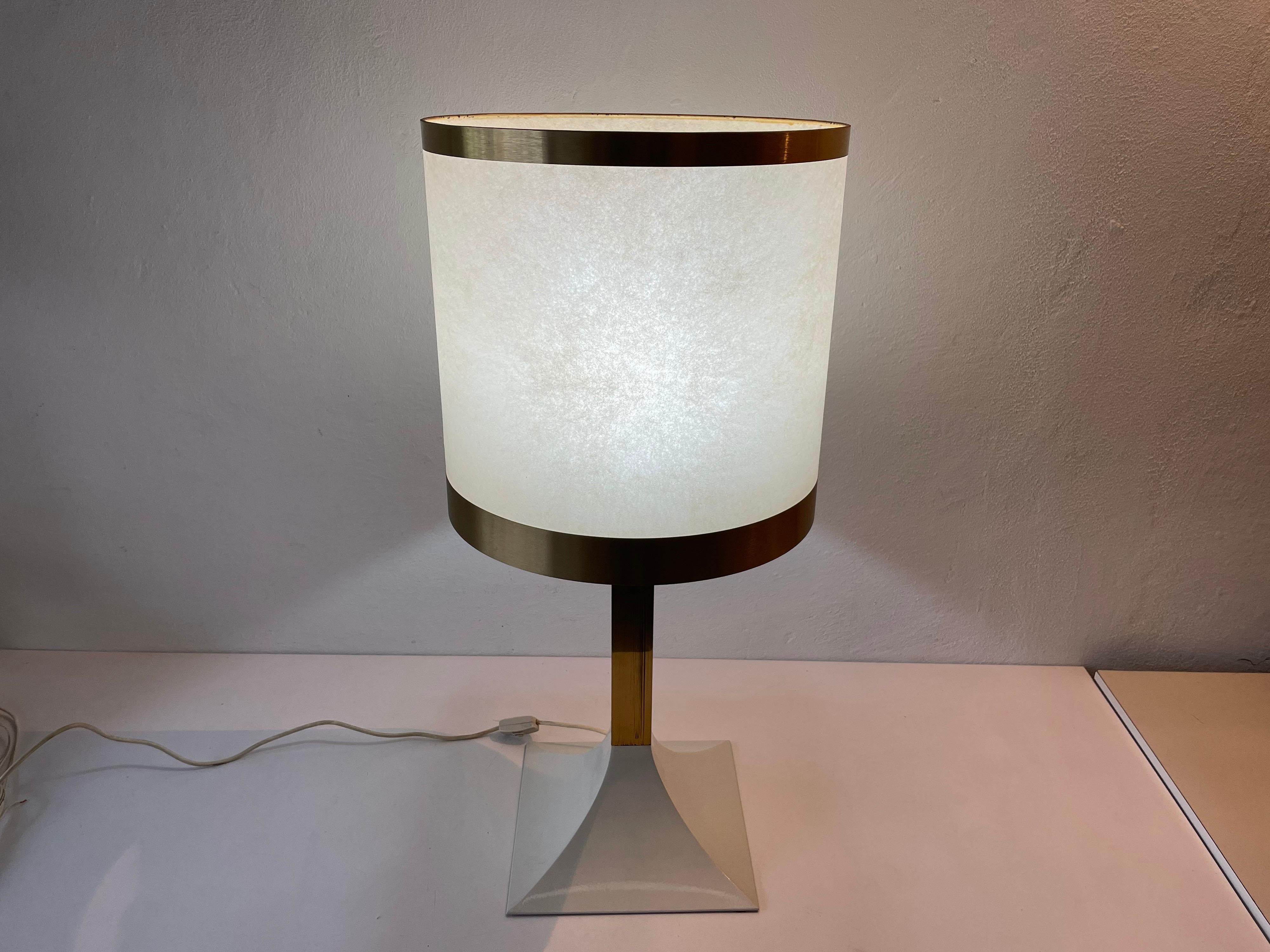 Cocoon and Gold Metal Large Table Lamp, 1970s, Italy For Sale 7