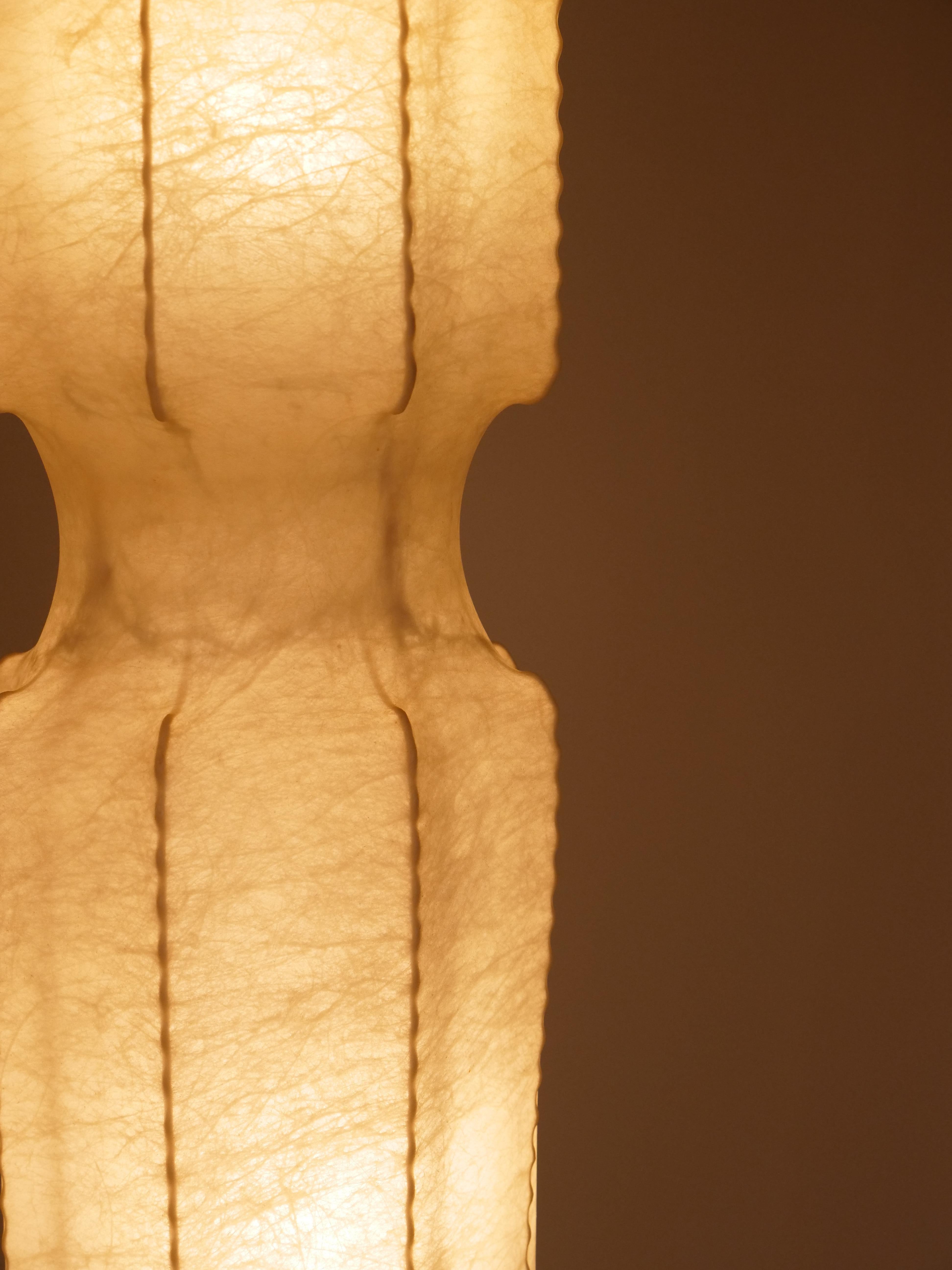 Italiano Cocoon floor lamp c1960 in vendita