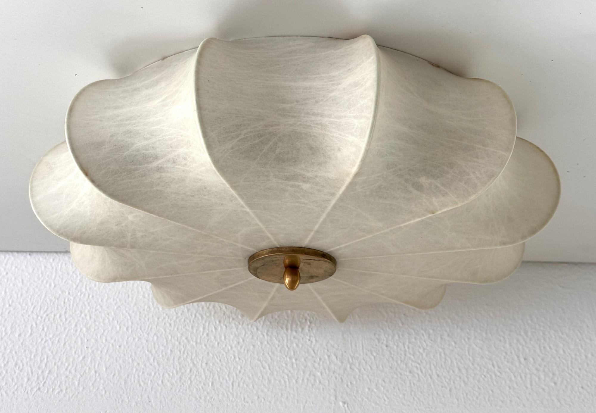 Allemand Cocoon Flush Mount Ceiling Light, Friedel Wauer pour Goldkant Leuchten, années 1960 en vente