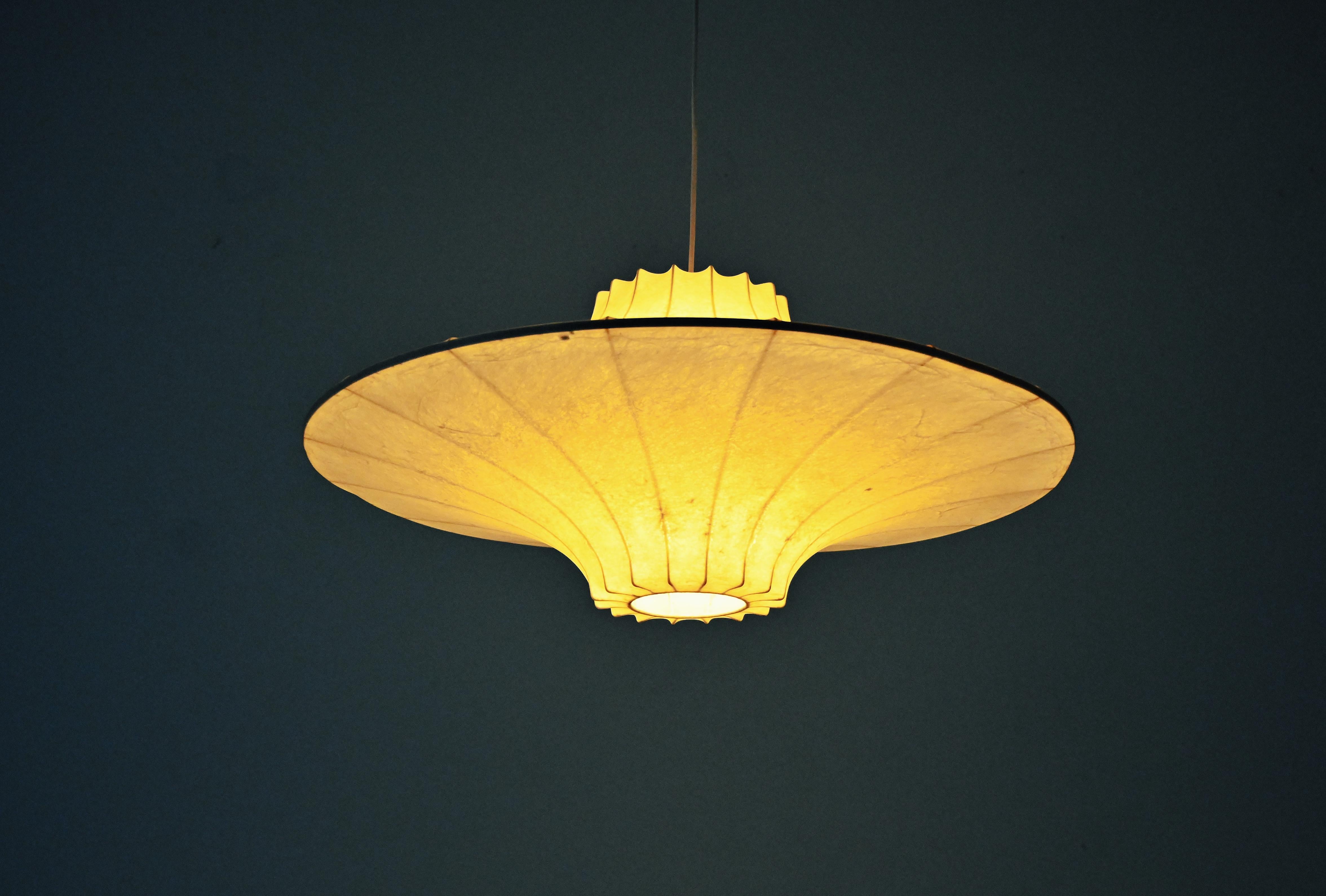 Metal Cocoon hanging lamp by Achille & Pier Giacomo Castiglioni for flos, 1960s For Sale