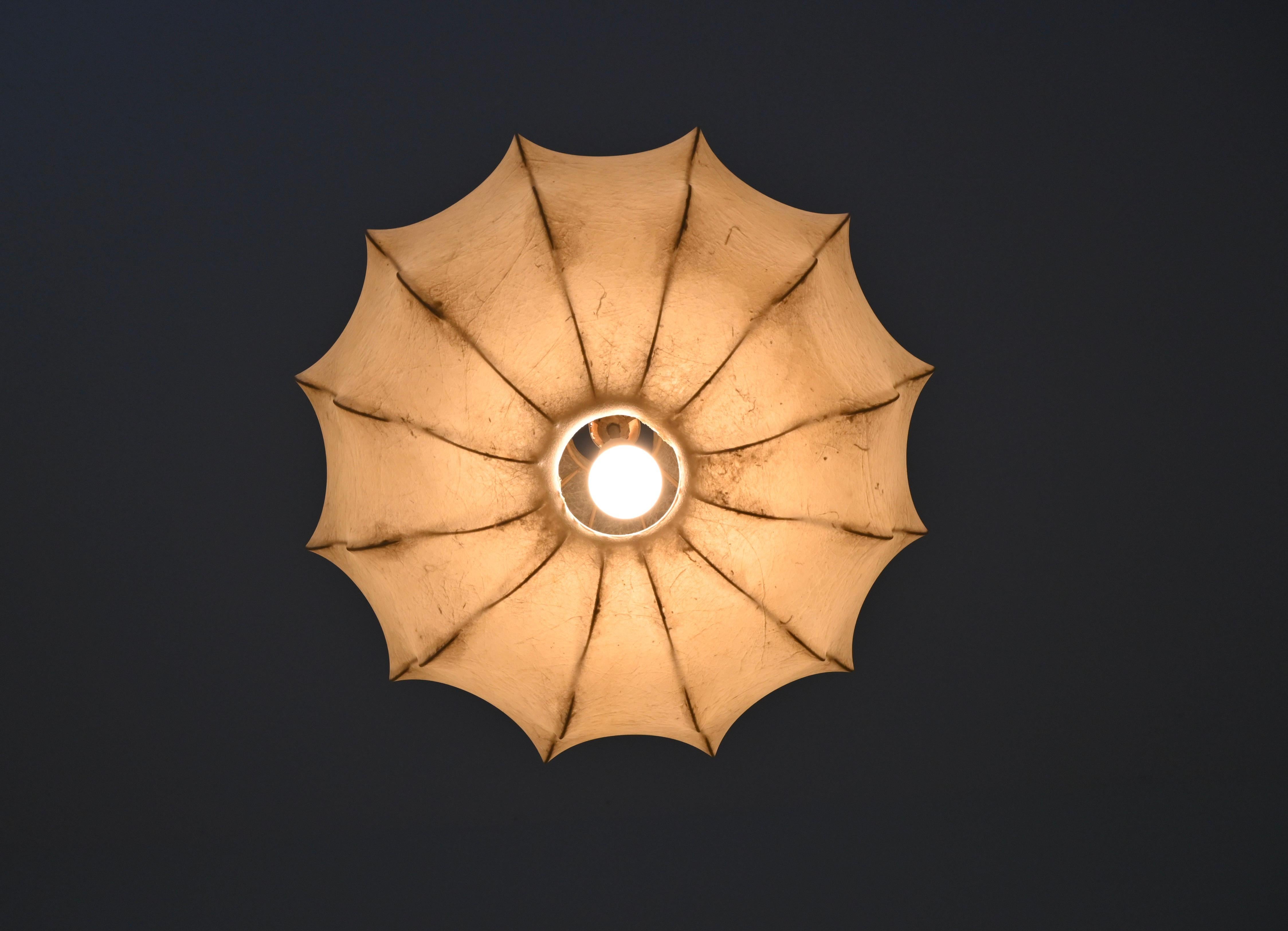 Lampada a sospensione Cocoon di Achille and Pier Giacomo Castiglioni per Flos, anni '60 in vendita 2