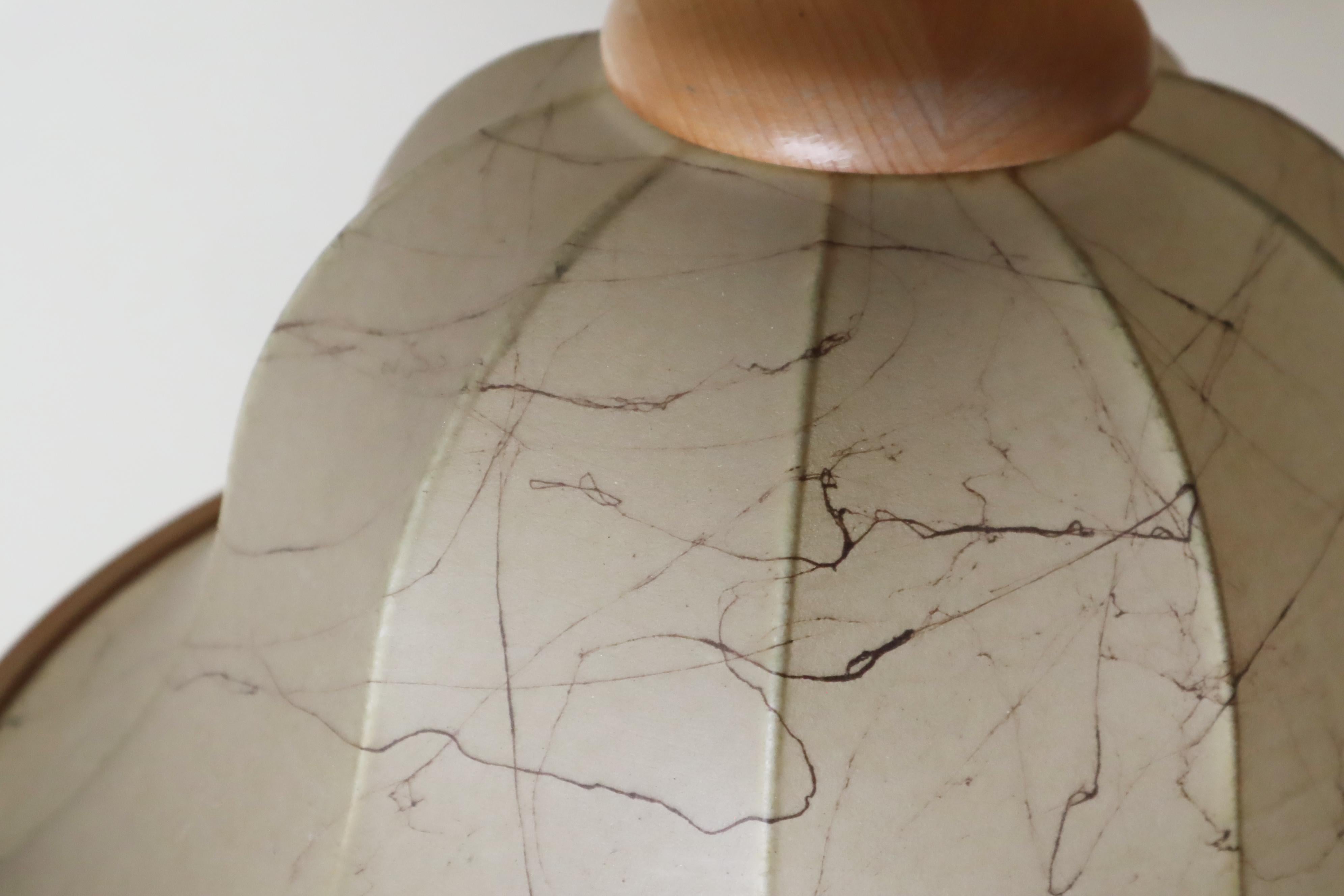 Mid-Century moderno Lampada a sospensione Cocoon in legno di faggio, regolabile in altezza in vendita