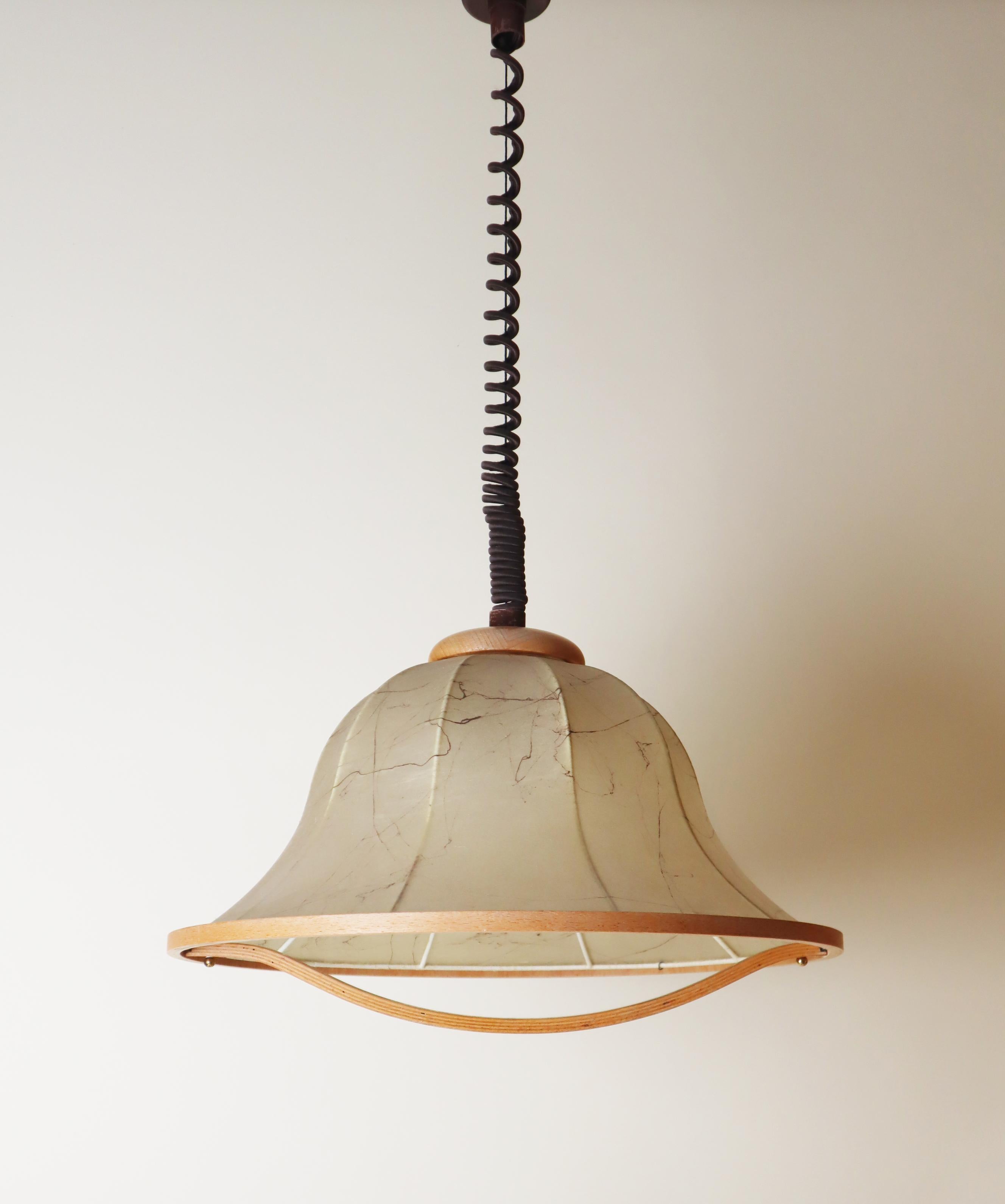 Lampada a sospensione Cocoon in legno di faggio, regolabile in altezza in vendita 1