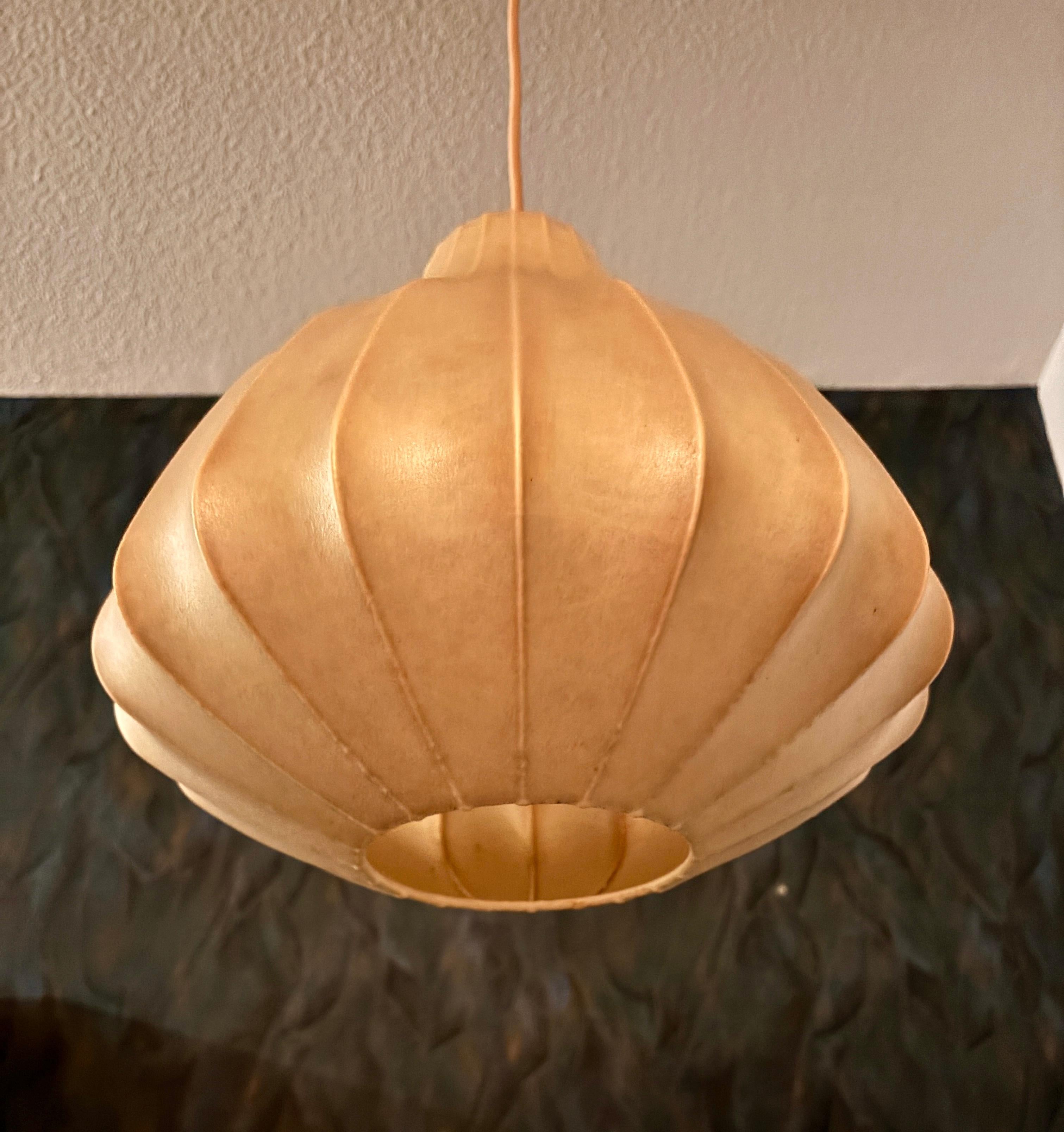 Cocoon-Lampe von George Nelson, Cocoon  Italien 1960er Jahre im Angebot 2