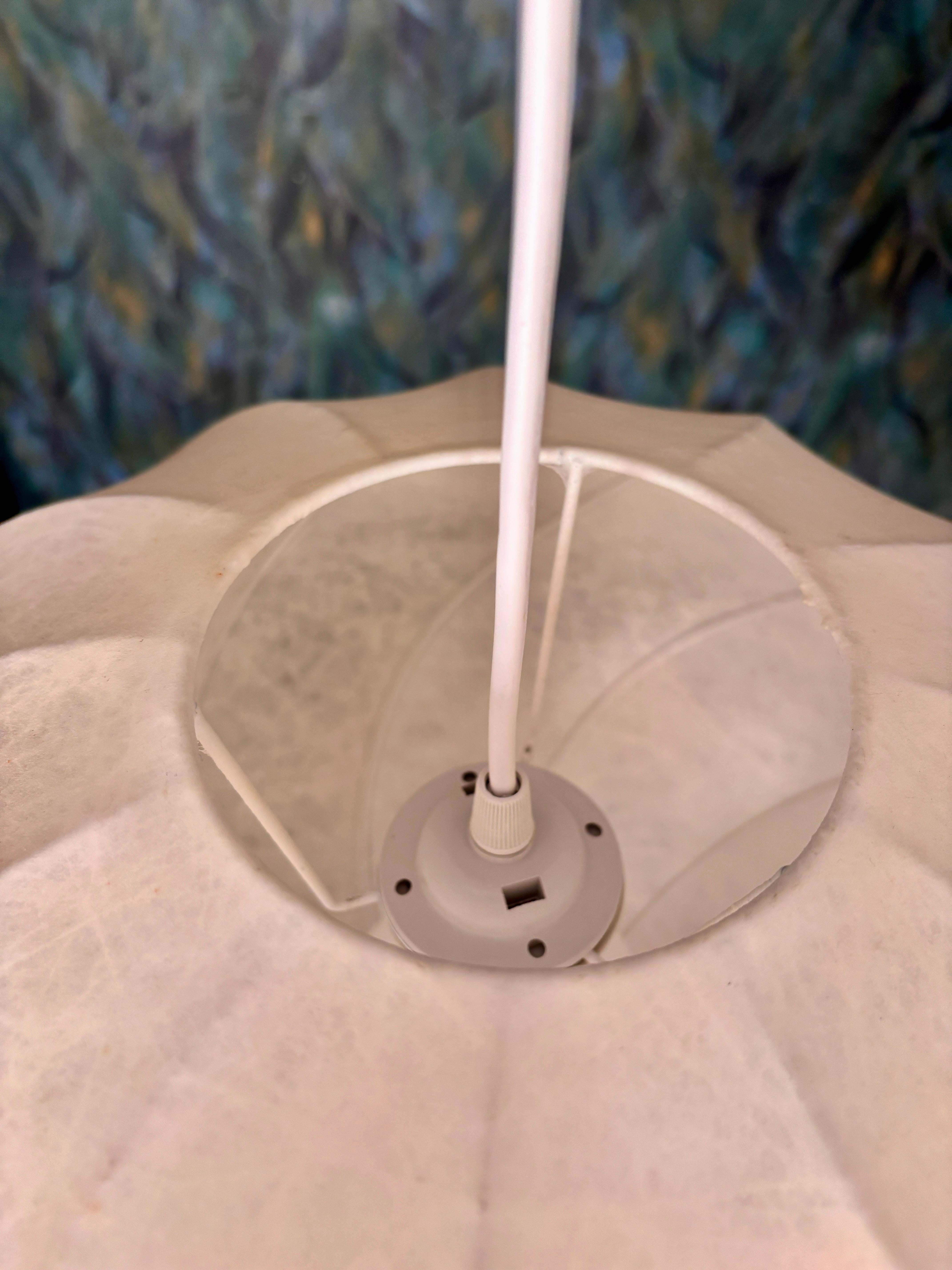 Mid-Century Modern Cocoon Lampe von Linus Bopp For Sale