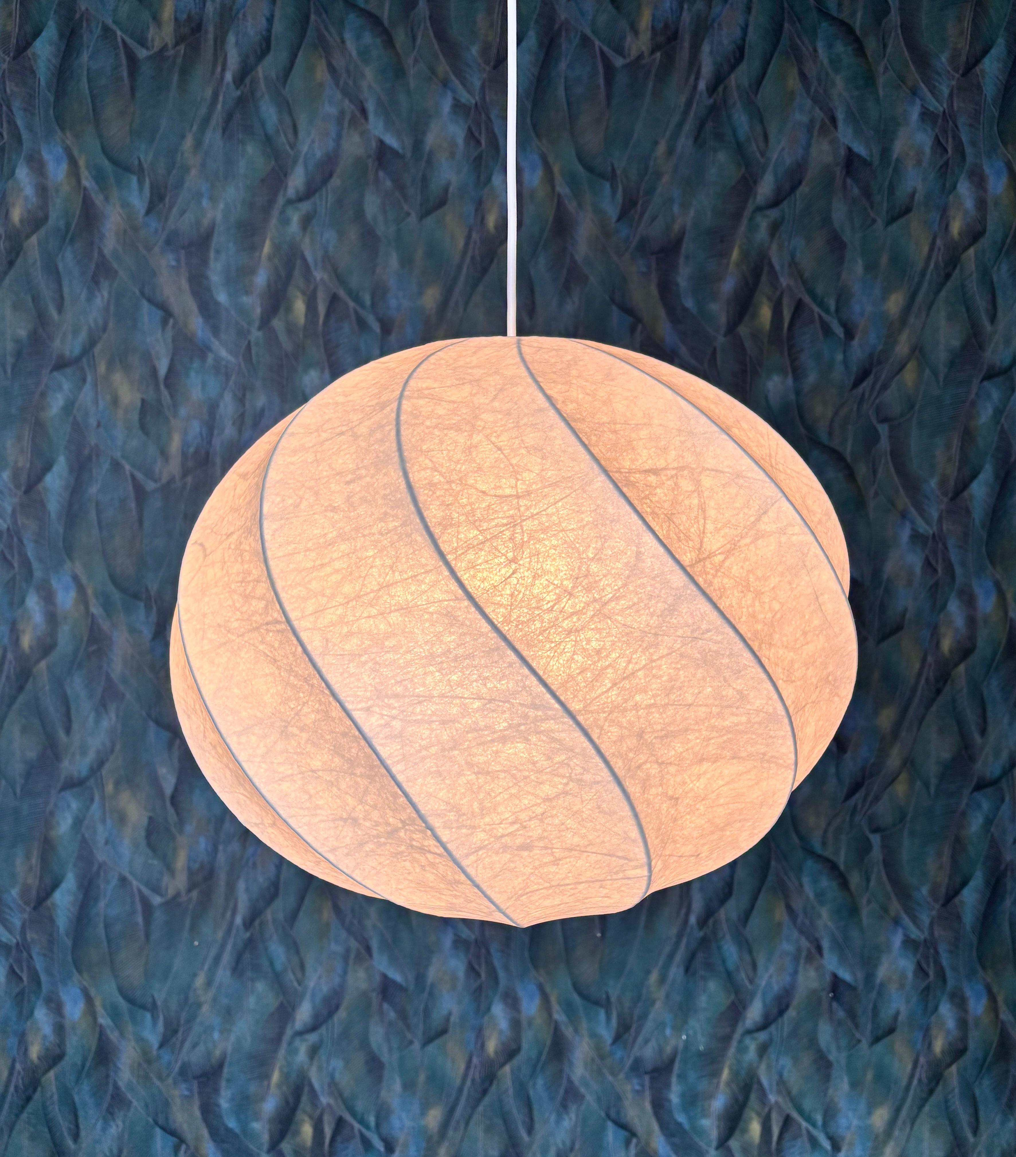 Late 20th Century Cocoon Lampe von Linus Bopp For Sale