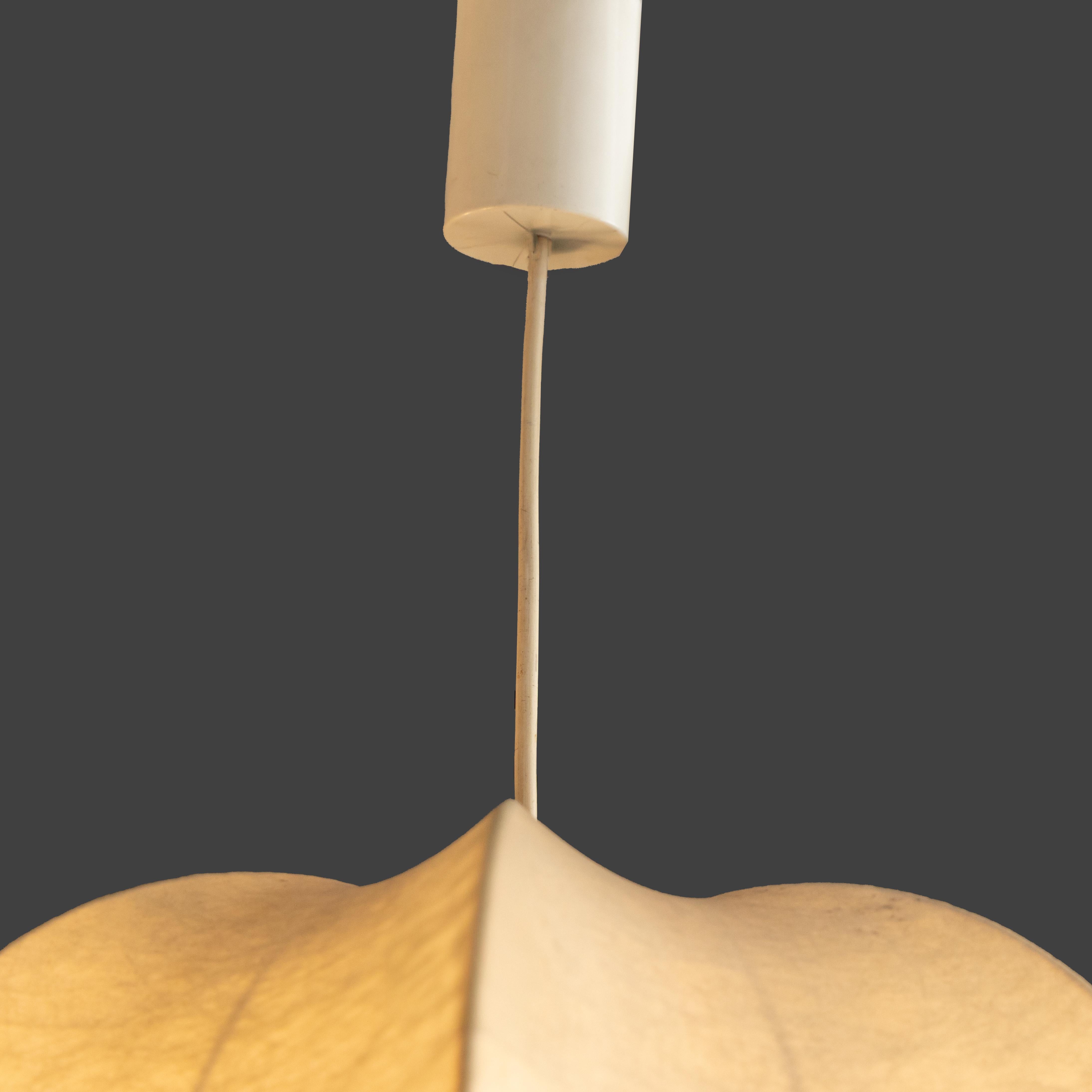 Lámpara colgante Cocoon 1960, estilo de mediados de siglo en venta 2