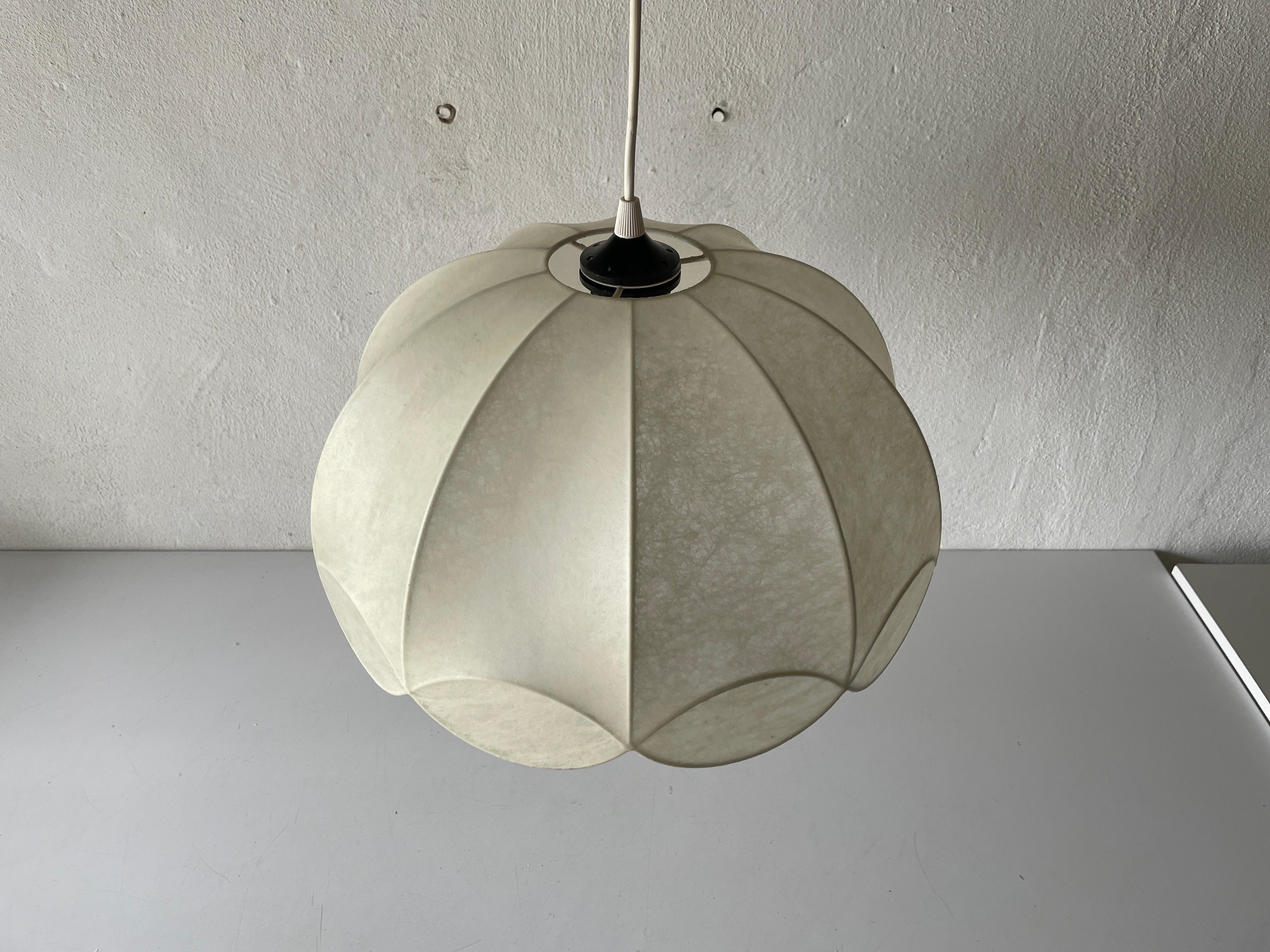 Mid-Century Modern Lampe à suspension cocon par Goldkant, années 1960, Allemagne
