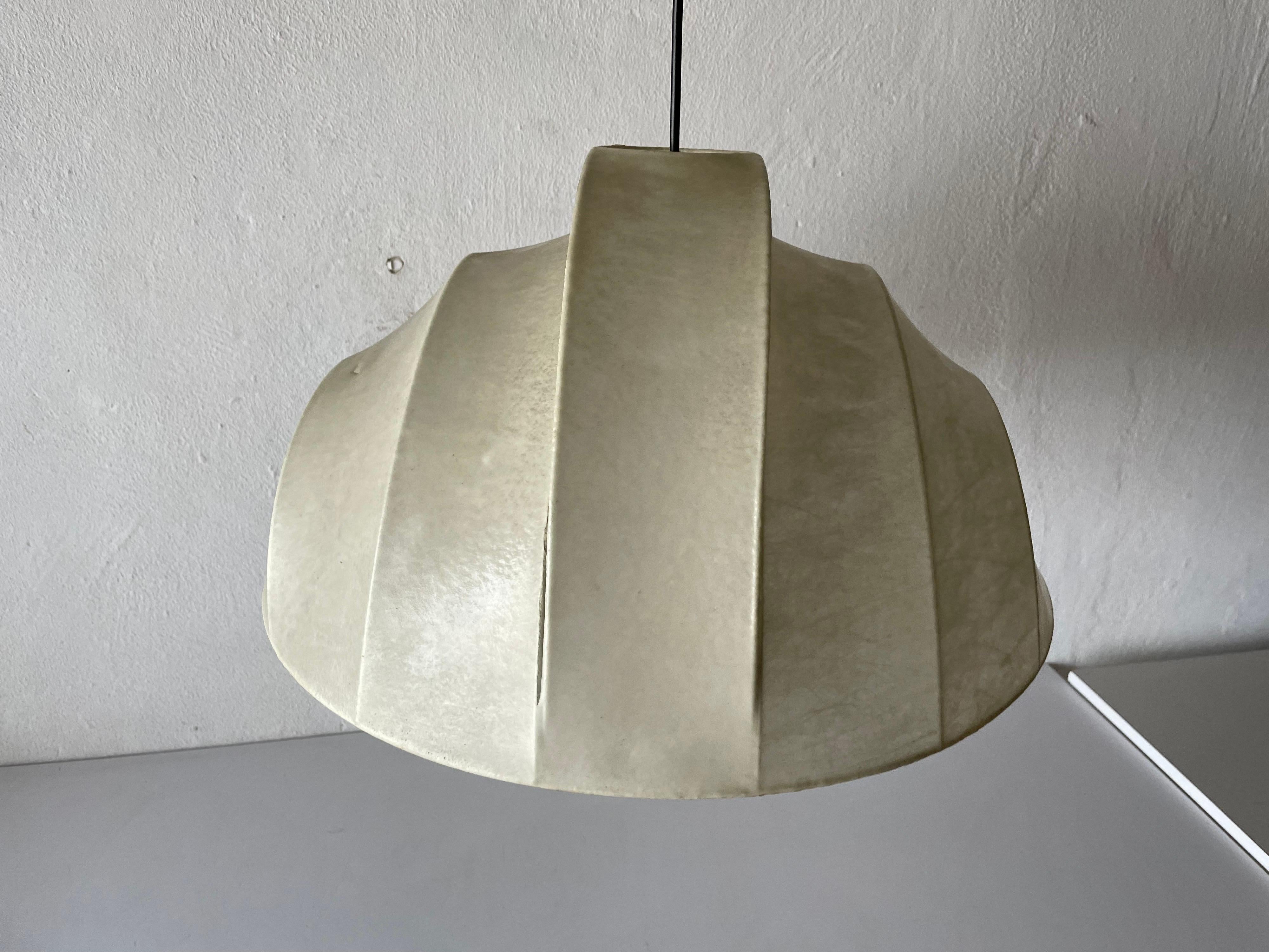 Lampe à suspension cocon par Goldkant, années 1960, Allemagne en vente 2