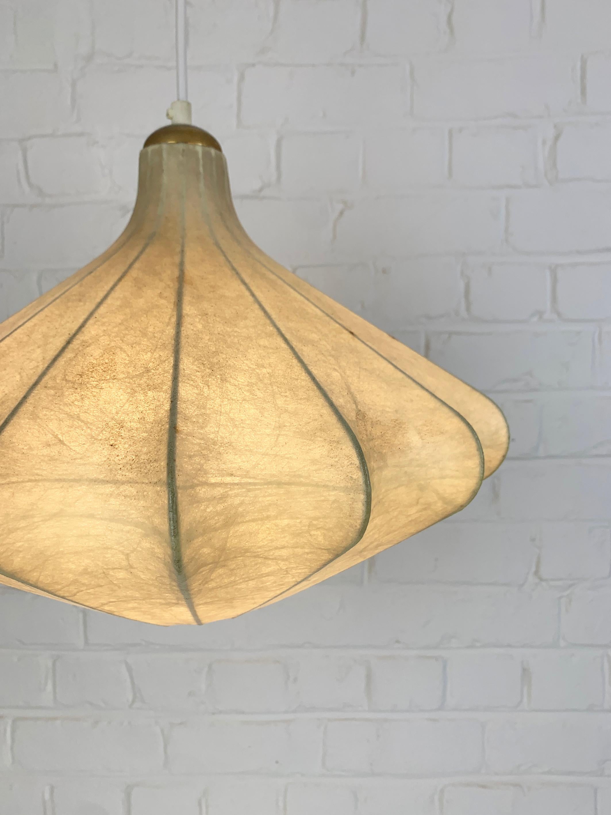Cocoon Lights Colgante, Friedel Wauer para Goldkant Leuchten, Años 60 en Bueno estado para la venta en Vorst, BE