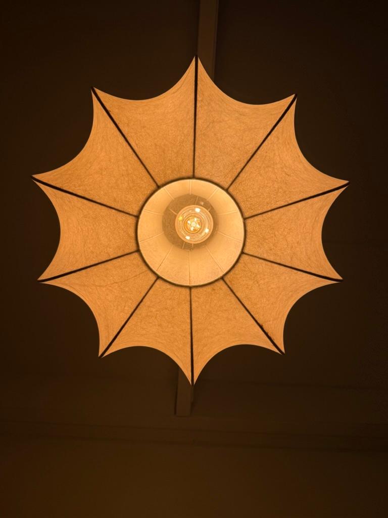 Lámpara colgante Cocoon estilo Achille Castiglioni- Años 60 resina epoxi en venta