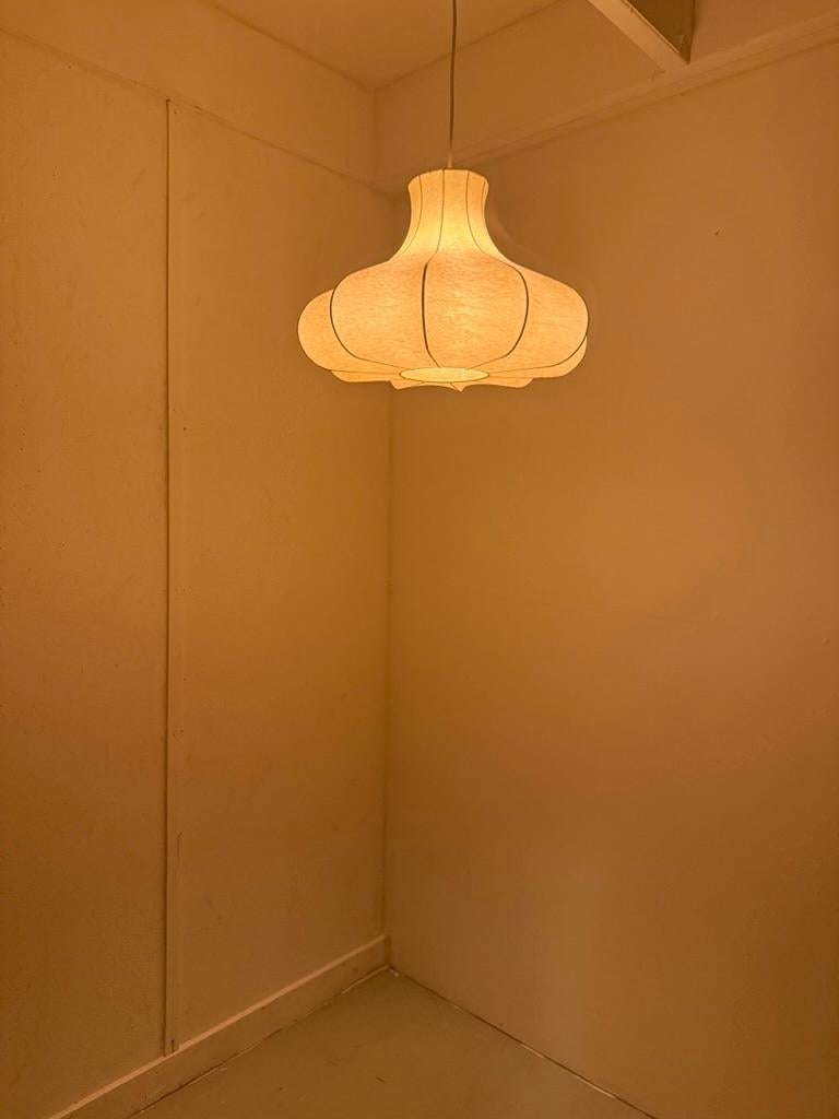 Lámpara colgante Cocoon estilo Achille Castiglioni- Años 60 en venta 1