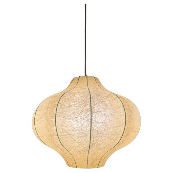 Cocoon Pendelleuchte, guter Zustand -Achille Castiglioni Stil 1960er Jahre (Moderne der Mitte des Jahrhunderts) im Angebot