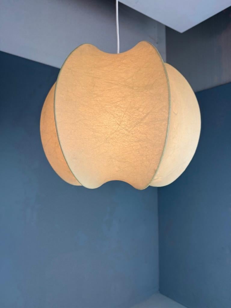 Lampe pendentif Cocoon en bon état -Achille Castiglioni style années 1960 3