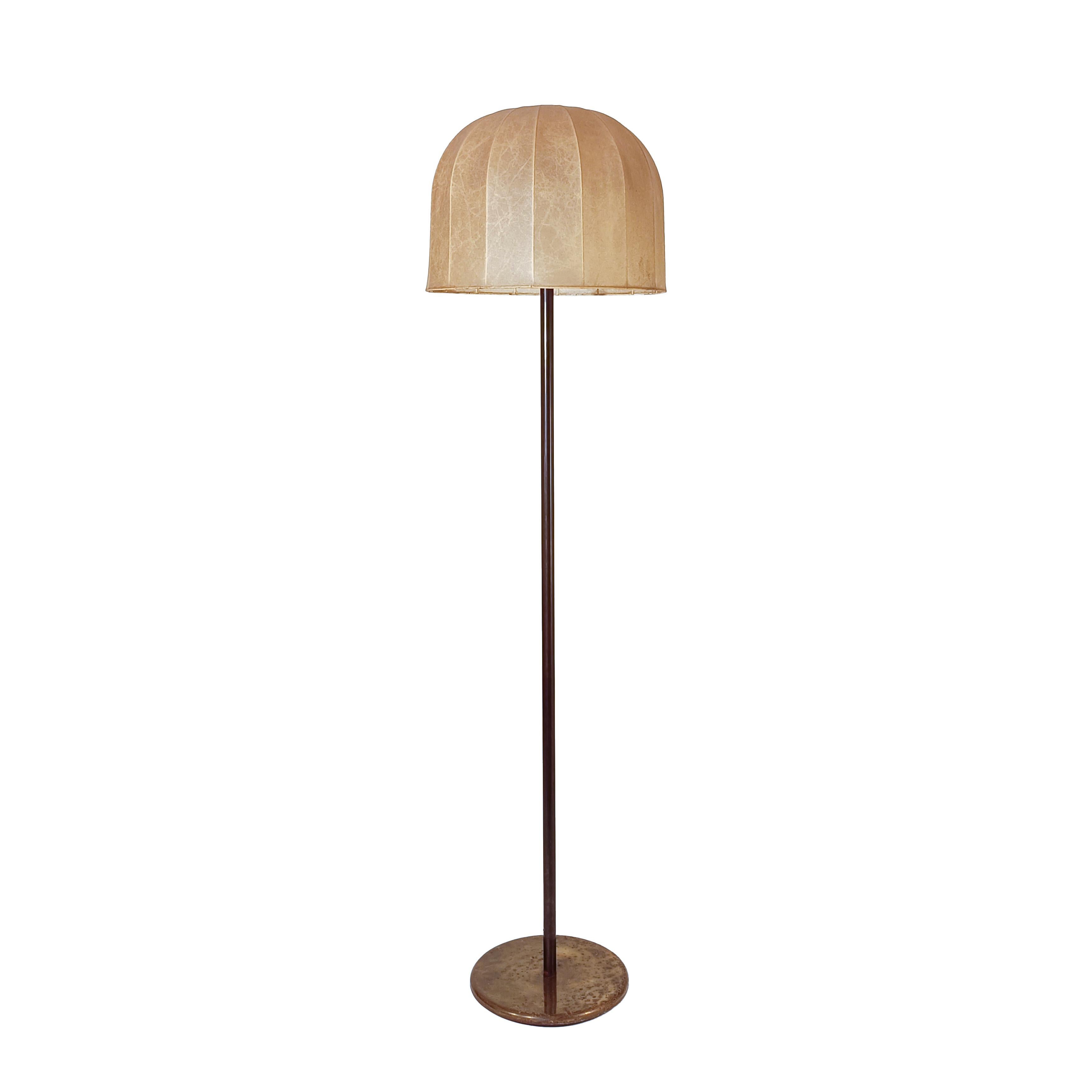 Spanish Cocoon resin. Brutalist floor lamp by Estiluz, Spain, 1970s For Sale