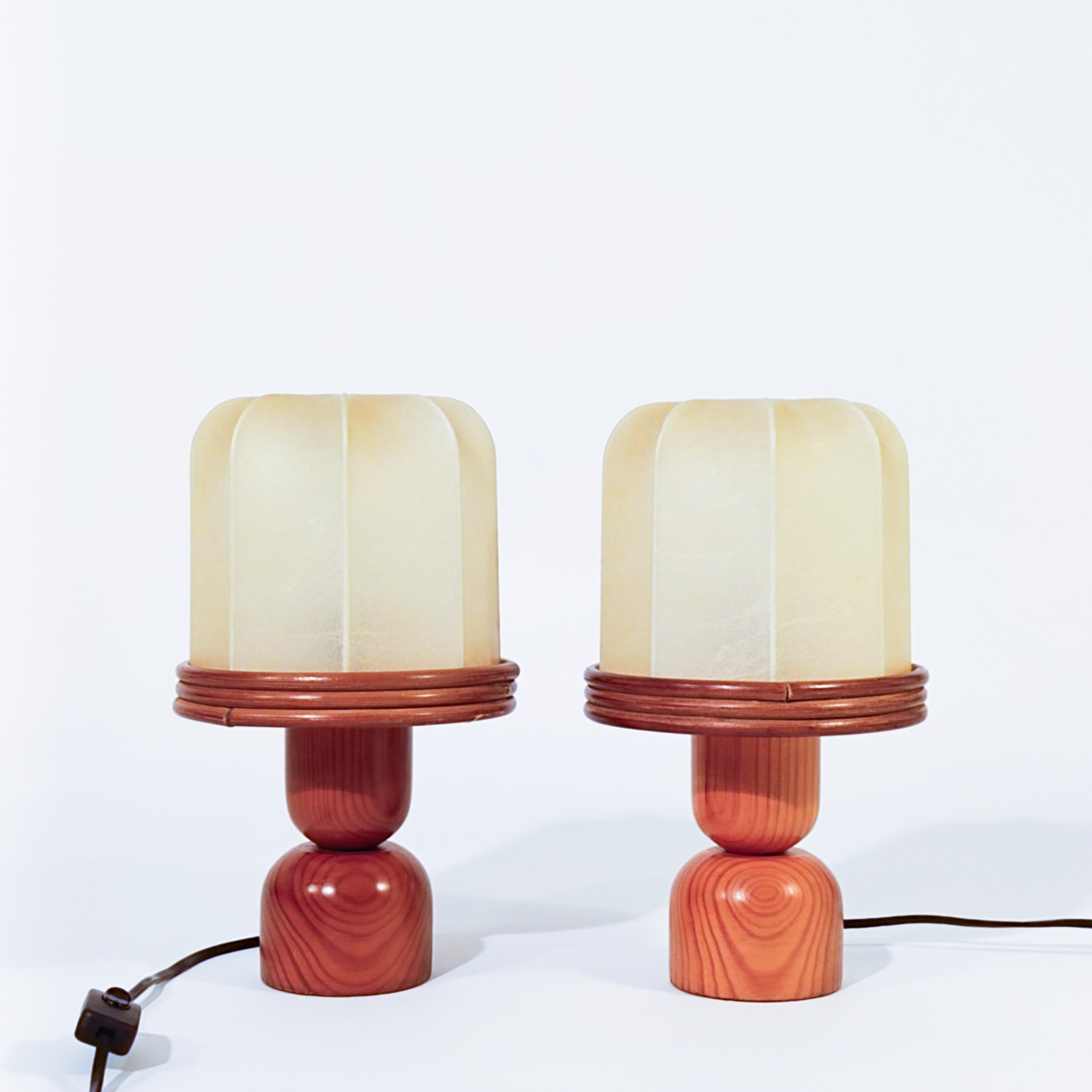Brutalisme Résine de cocon. Lampes de table brutalistes fabriquées à la main, Italie, années 70 en vente