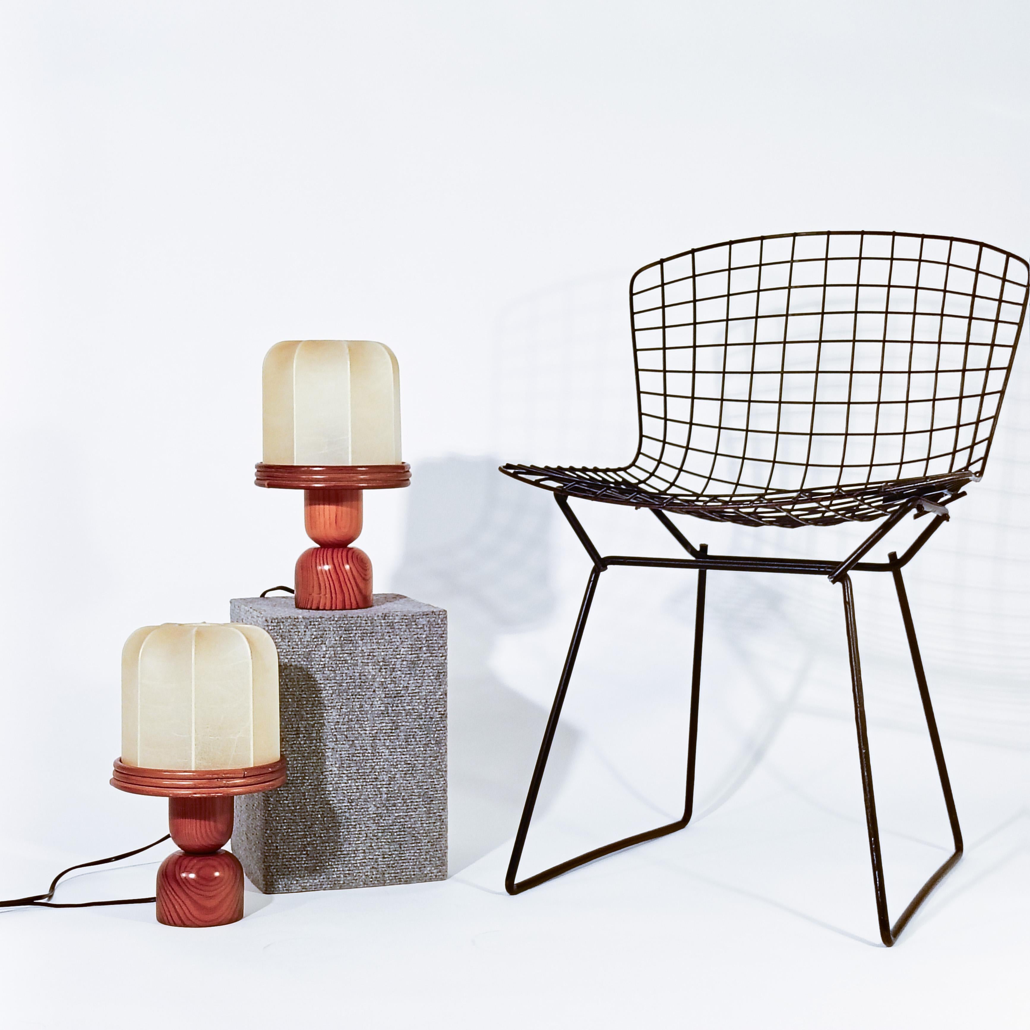 italien Résine de cocon. Lampes de table brutalistes fabriquées à la main, Italie, années 70 en vente