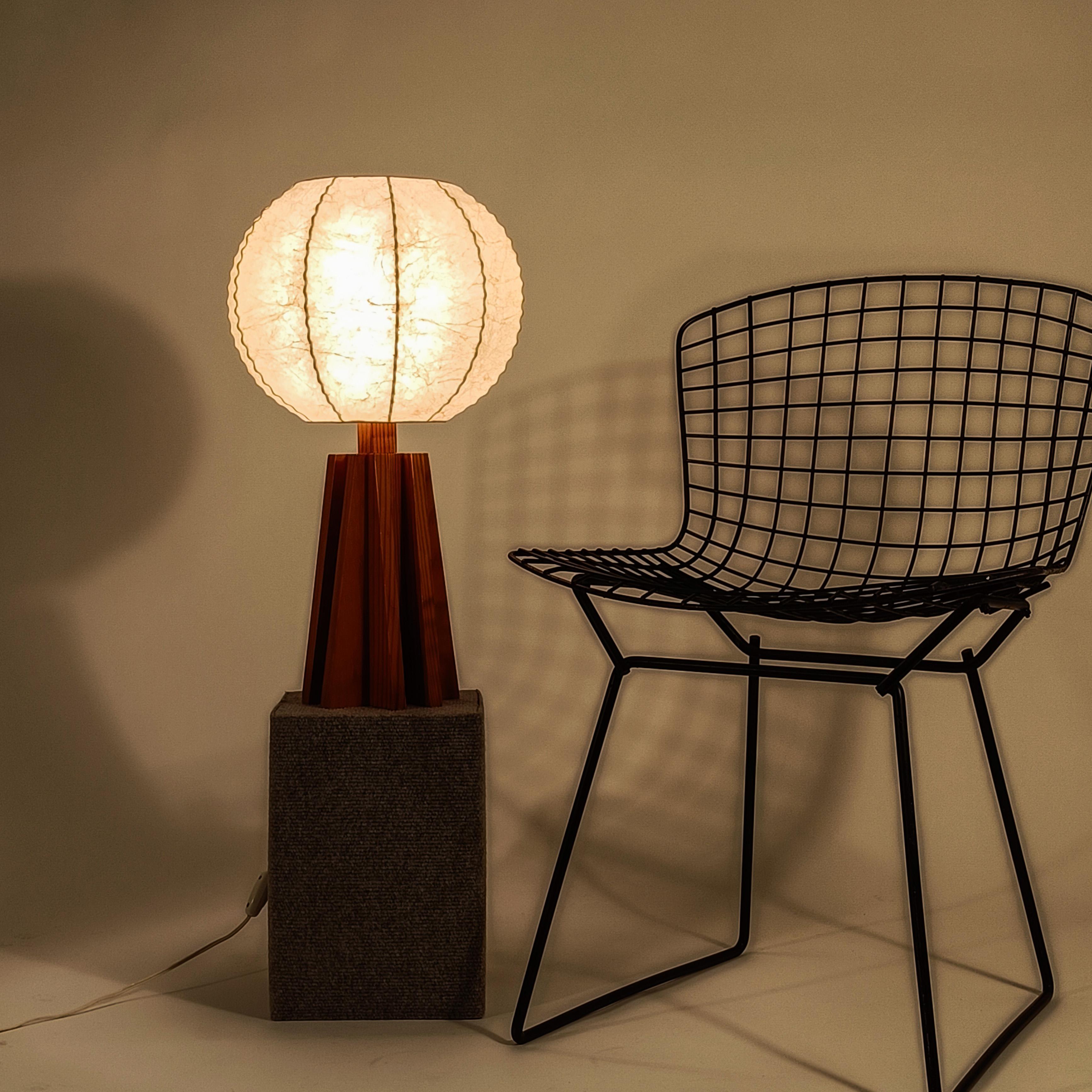 Résine de cocon. Lampe de table de style brutaliste par Friedel Wauer, Allemagne, années 1970 en vente 1