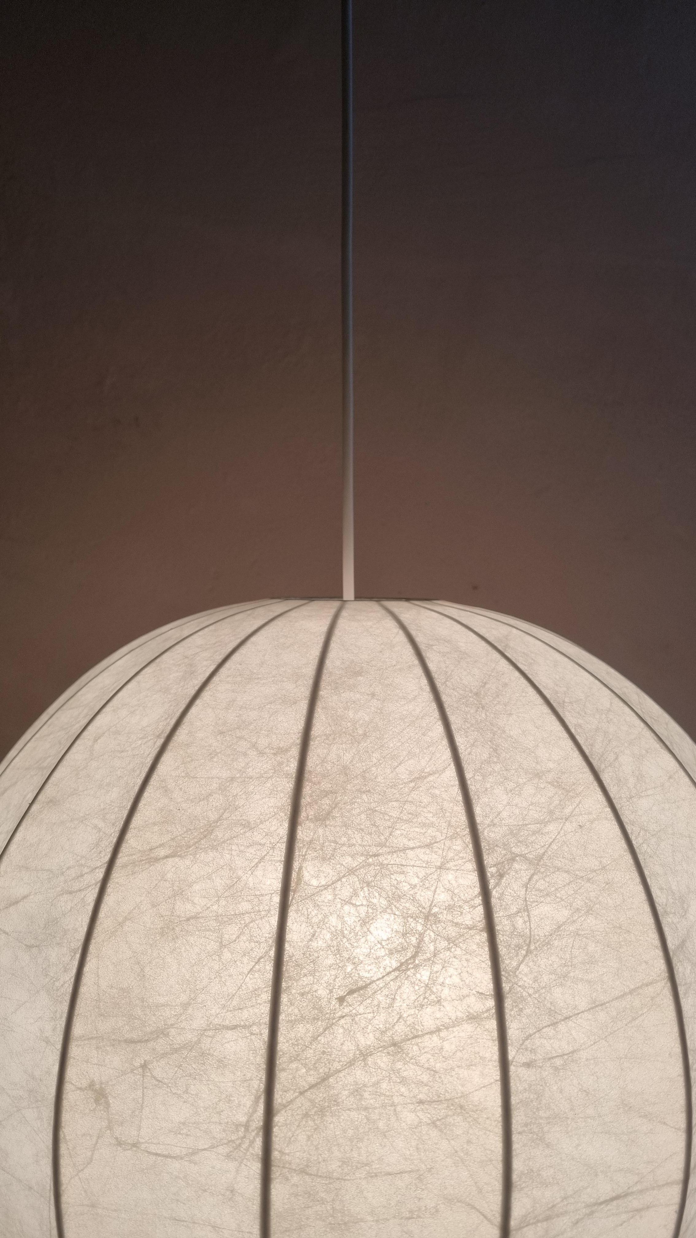 Cocoon Suspension Lamp, Italian Manufacture, 1960s In Good Condition In Arezzo, Italy