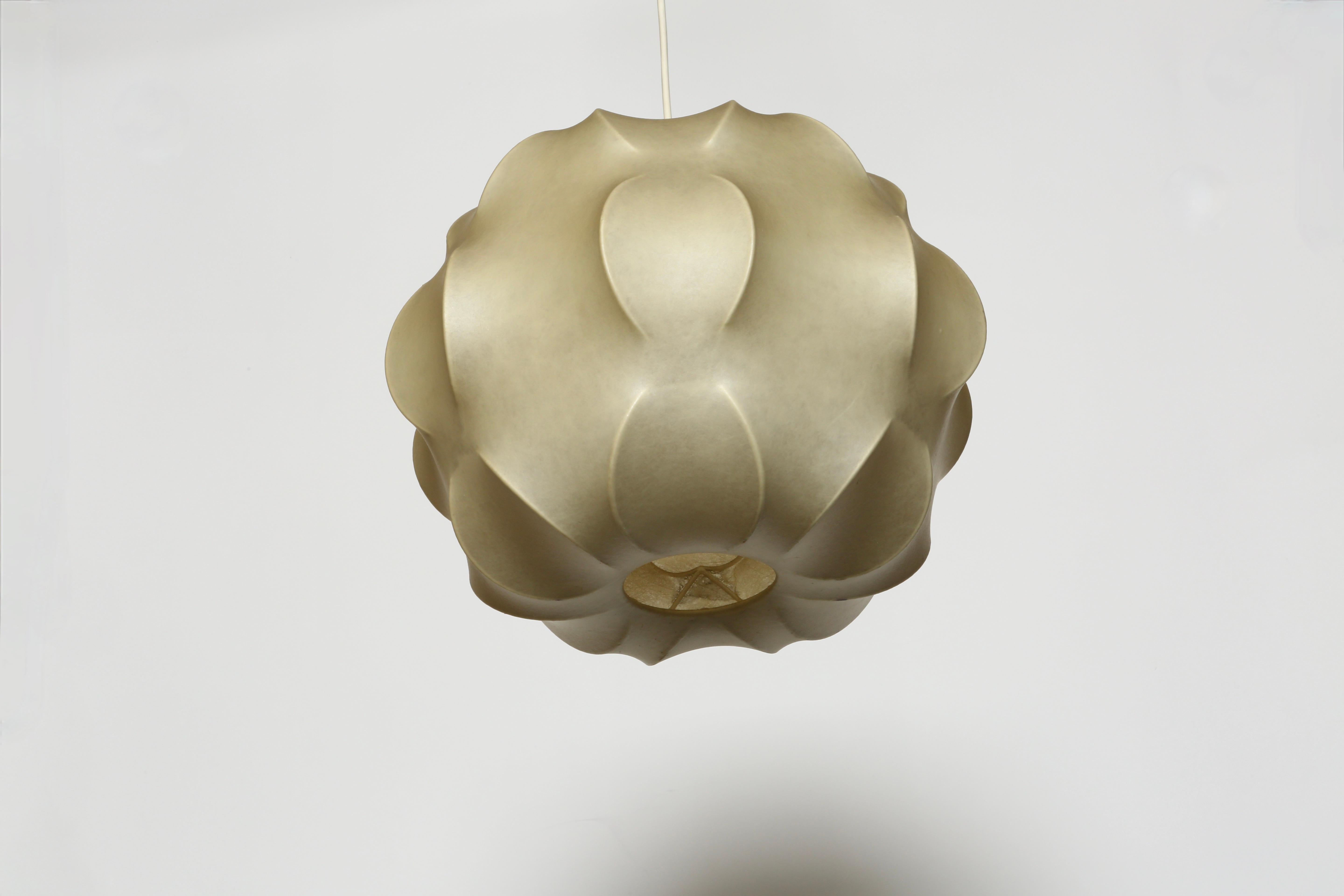 Mid-Century Modern Cocoon Suspension Light for Flos, Attributed For Sale