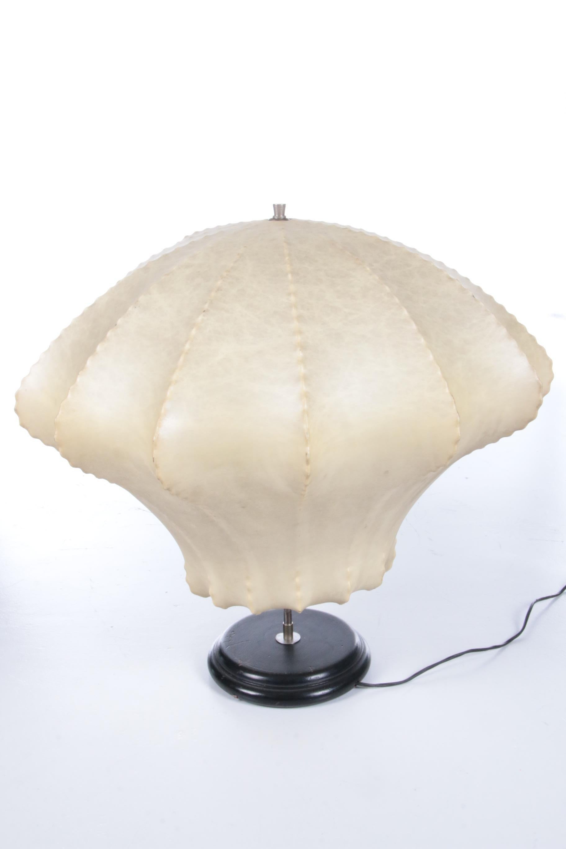 Cocoon Table Lamp by Castiglioni for Flos 1960 Italy In Good Condition In Oostrum-Venray, NL