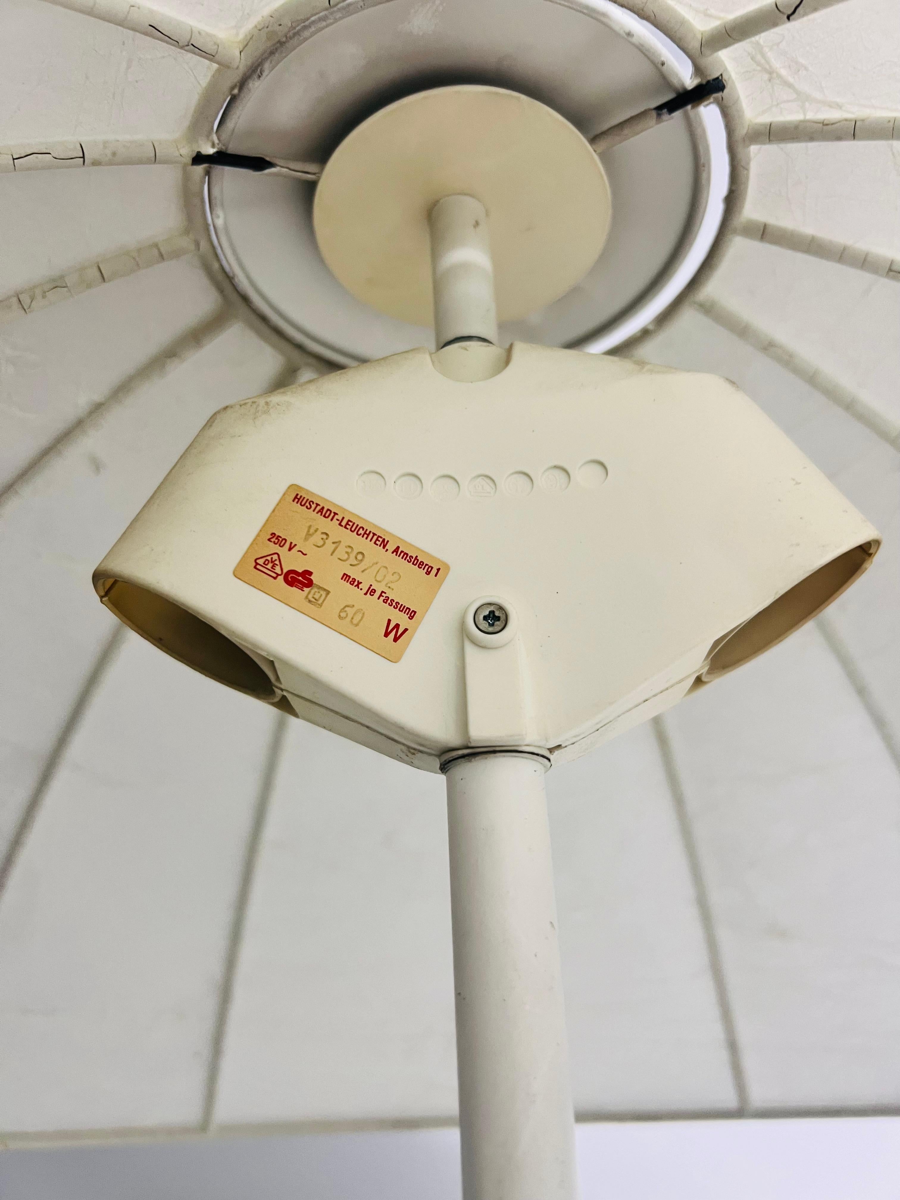 Metallo Lampada da tavolo Cocoon di Goldkant, Germania, anni '60 in vendita