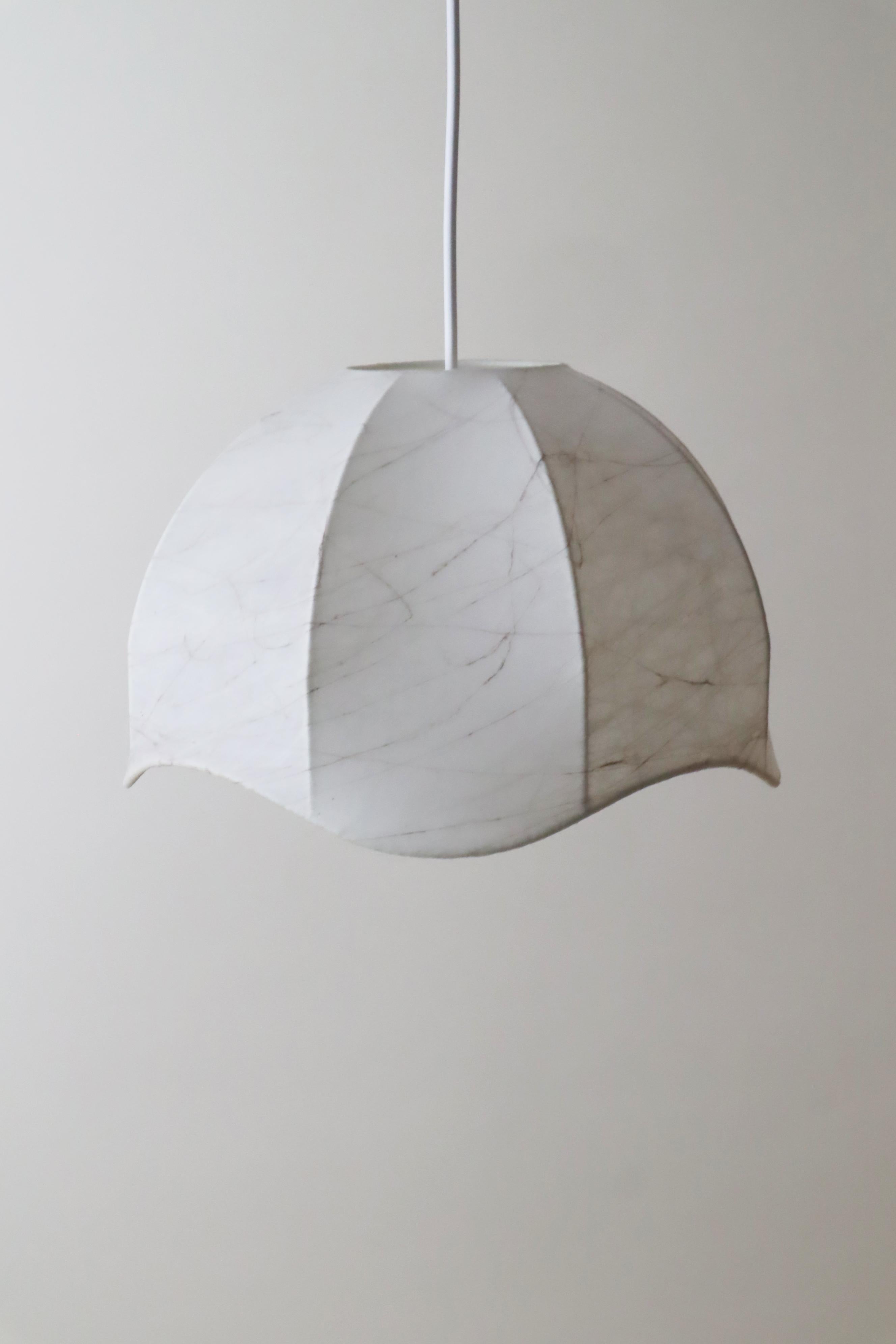 Cocoon Wave Hanging Lamp in the Style of Castiglioni, Italy 1960s For Sale 6