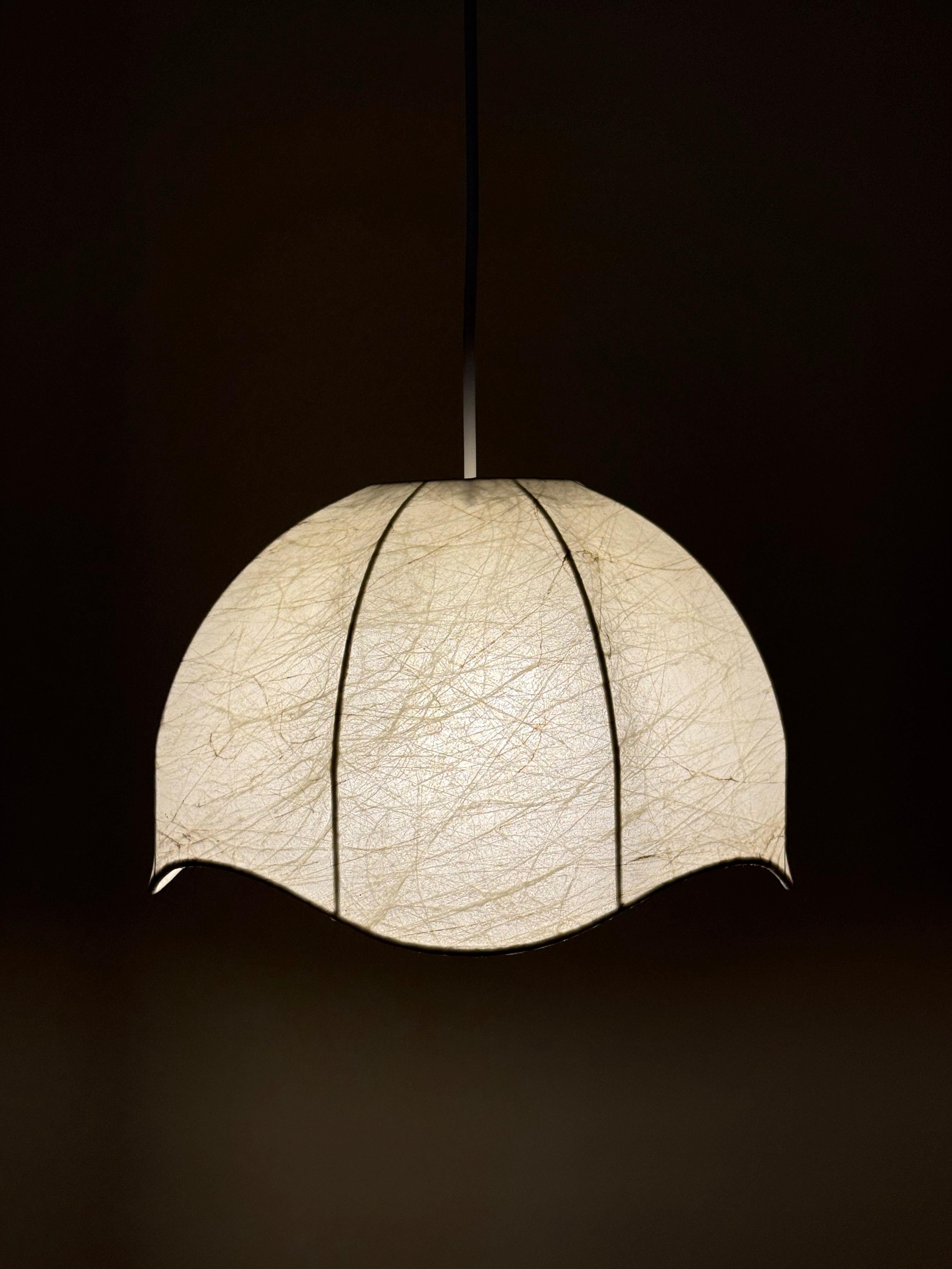 Italian Cocoon Wave Hanging Lamp in the Style of Castiglioni, Italy 1960s For Sale