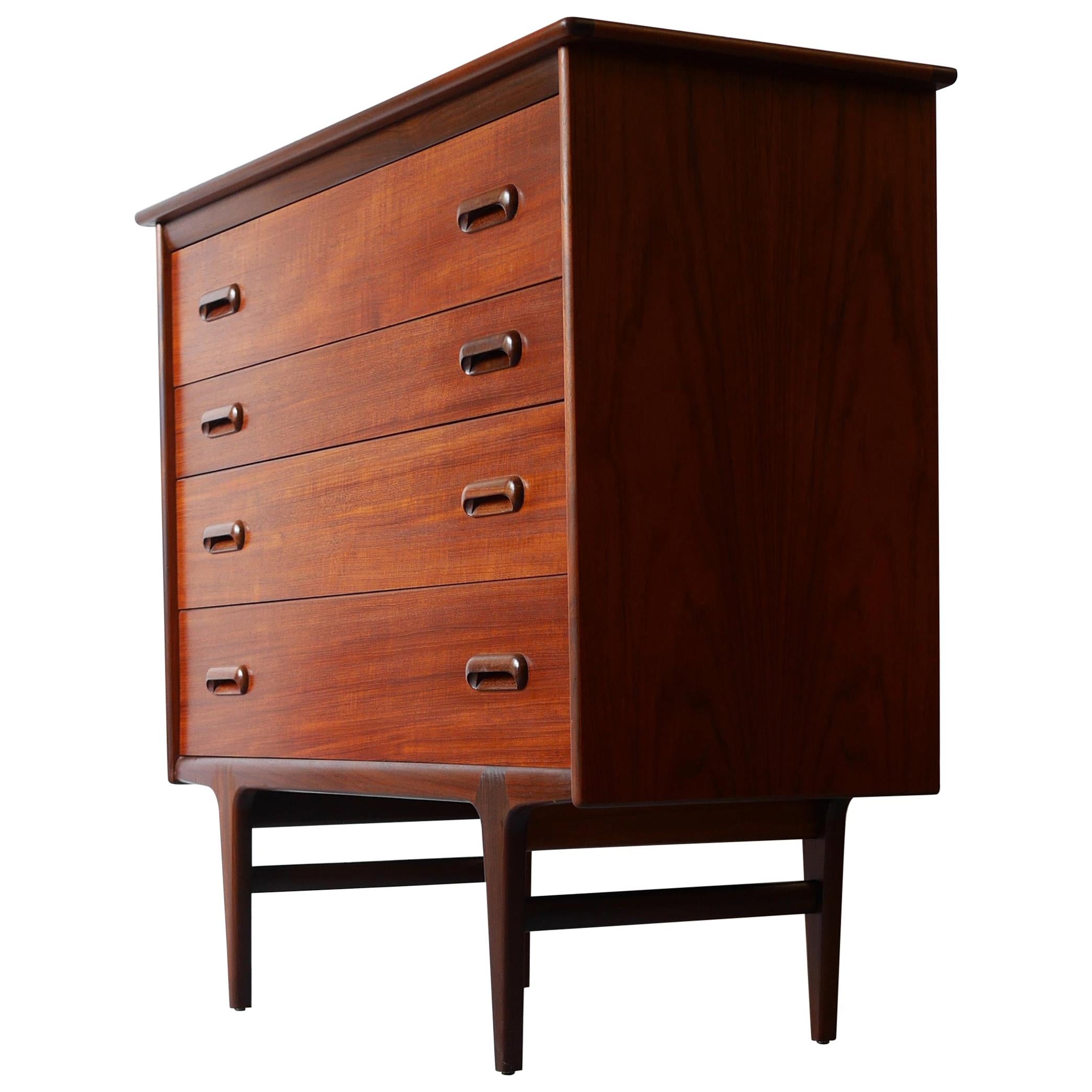 Teak 472 For Sale at 1stdibs