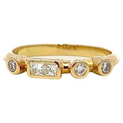 codebyEdge, bague empilable personnalisable en or jaune 18 carats avec diamants, lettre L Morse code