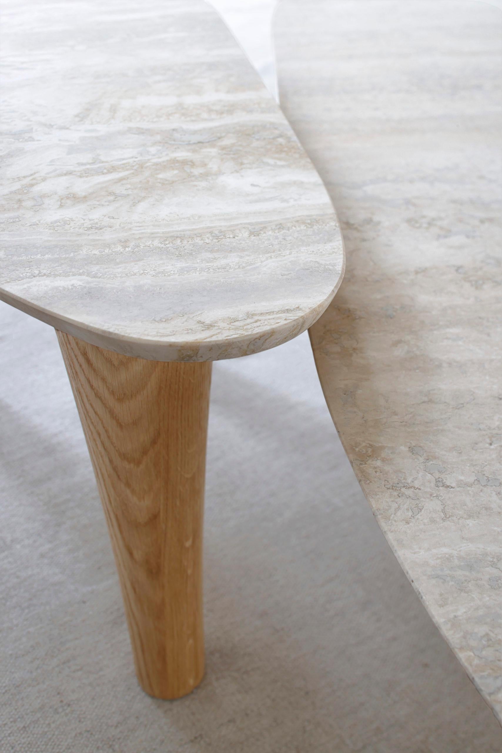italien CoEdition Petra Table basse en travertin par Olivier Gagnère en vente