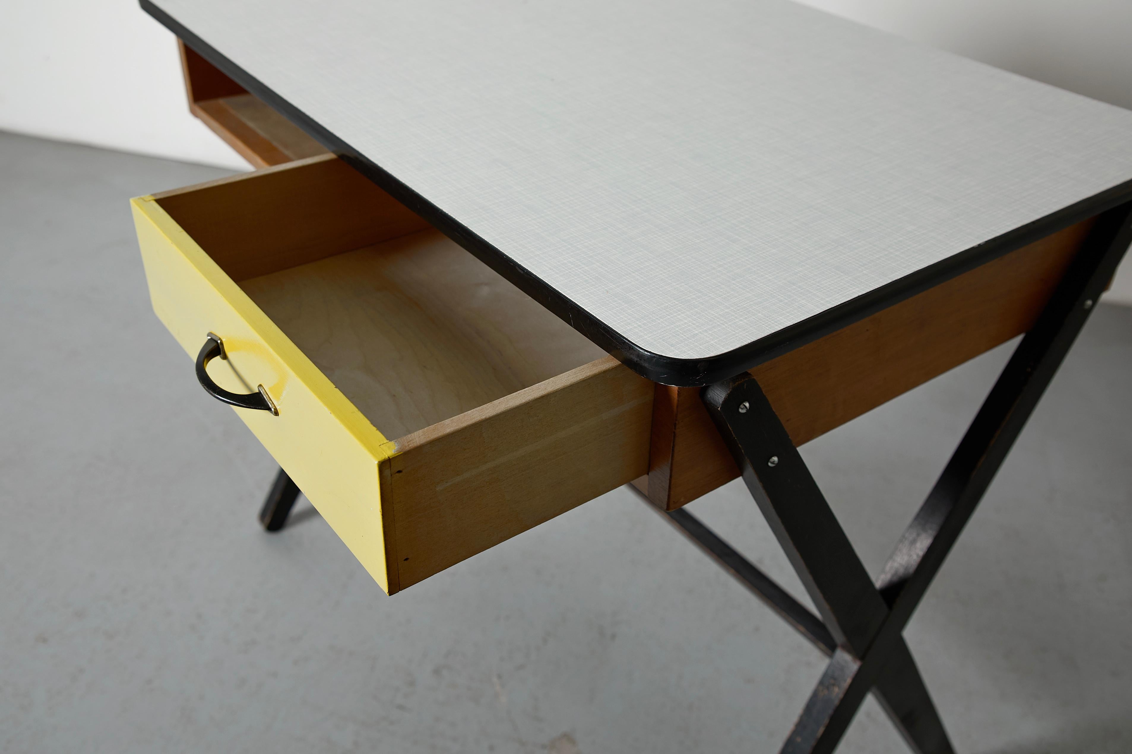 Coen de Vries 1957 Desk for Devo w/ Yellow Drawer, Dutch Mid-Century Modern For Sale 6