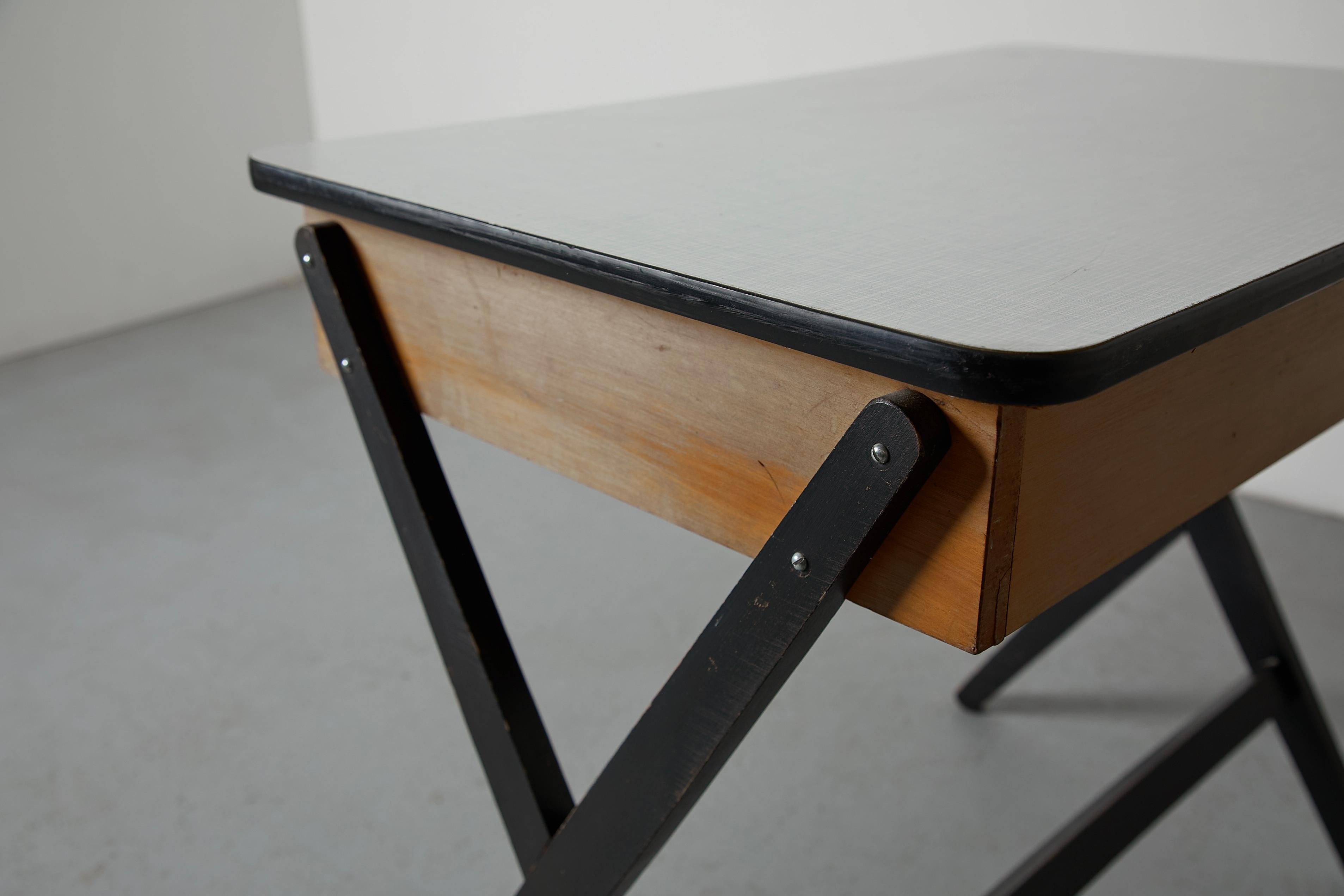 Coen de Vries 1957 Desk for Devo w/ Yellow Drawer, Dutch Mid-Century Modern For Sale 9