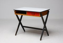 Scrivania Petite di Coen de Vries, 1954