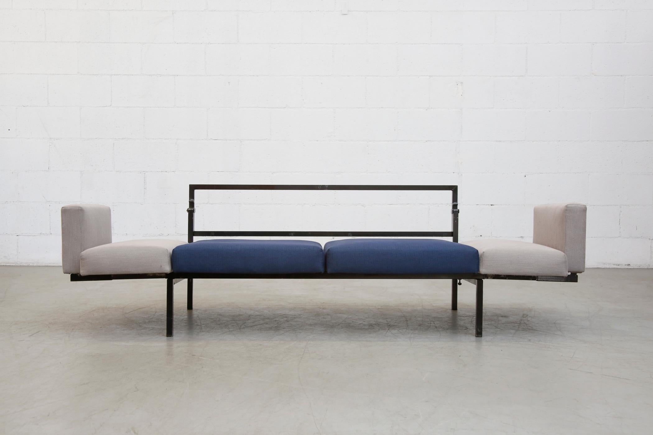 Coen de Vries Gray and Blue Sleeper Sofa from Pilastro In Good Condition For Sale In Los Angeles, CA
