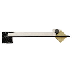 Coexist Contemporary Daybed, Nero Marquina Marmor, gebürstetes Messing & schwarzer Stahl