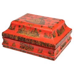 Cofanetto veneziano in lacca rossa con decori a "arte povera" Cofanetto veneziano in lacca rossa con decori a "arte povera"